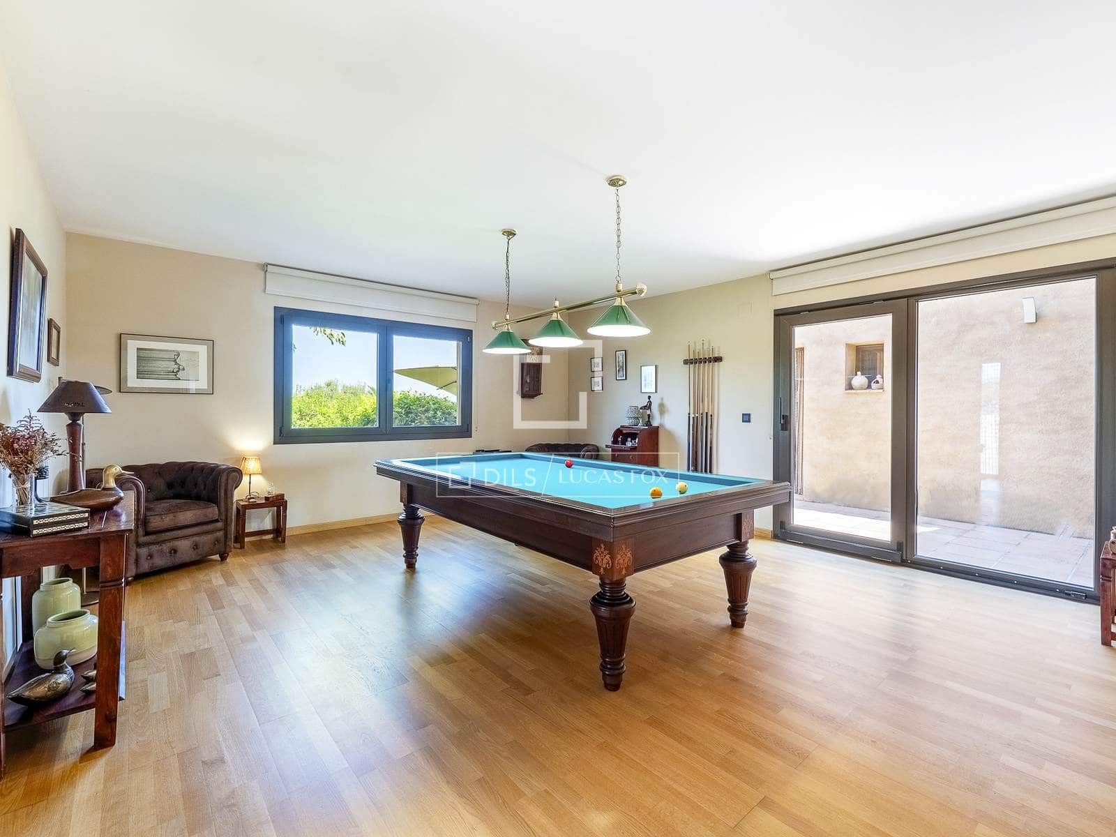 8 bedroom Finca/Country House for sale in Montbrio del Camp with pool garage - € 1,685,000 (Ref: 10097354)