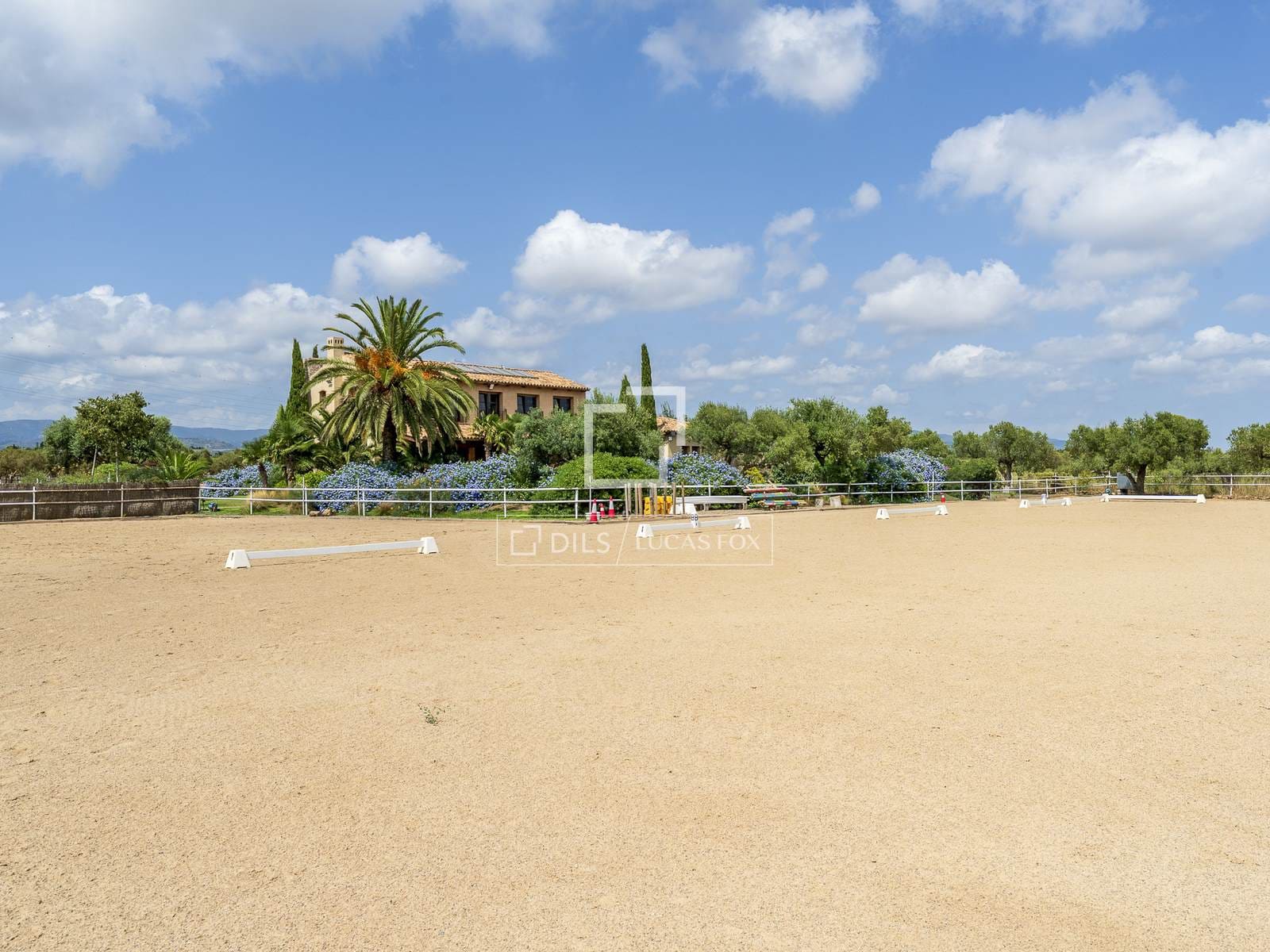 8 bedroom Finca/Country House for sale in Montbrio del Camp with pool garage - € 1,685,000 (Ref: 10097354)