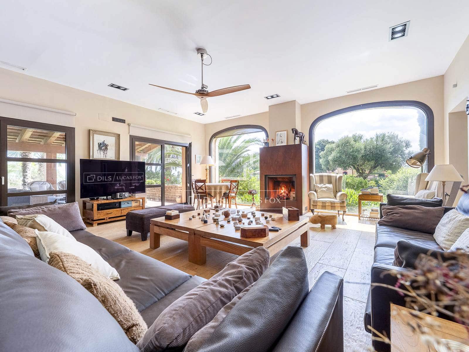 8 bedroom Finca/Country House for sale in Montbrio del Camp with pool garage - € 1,685,000 (Ref: 10097354)