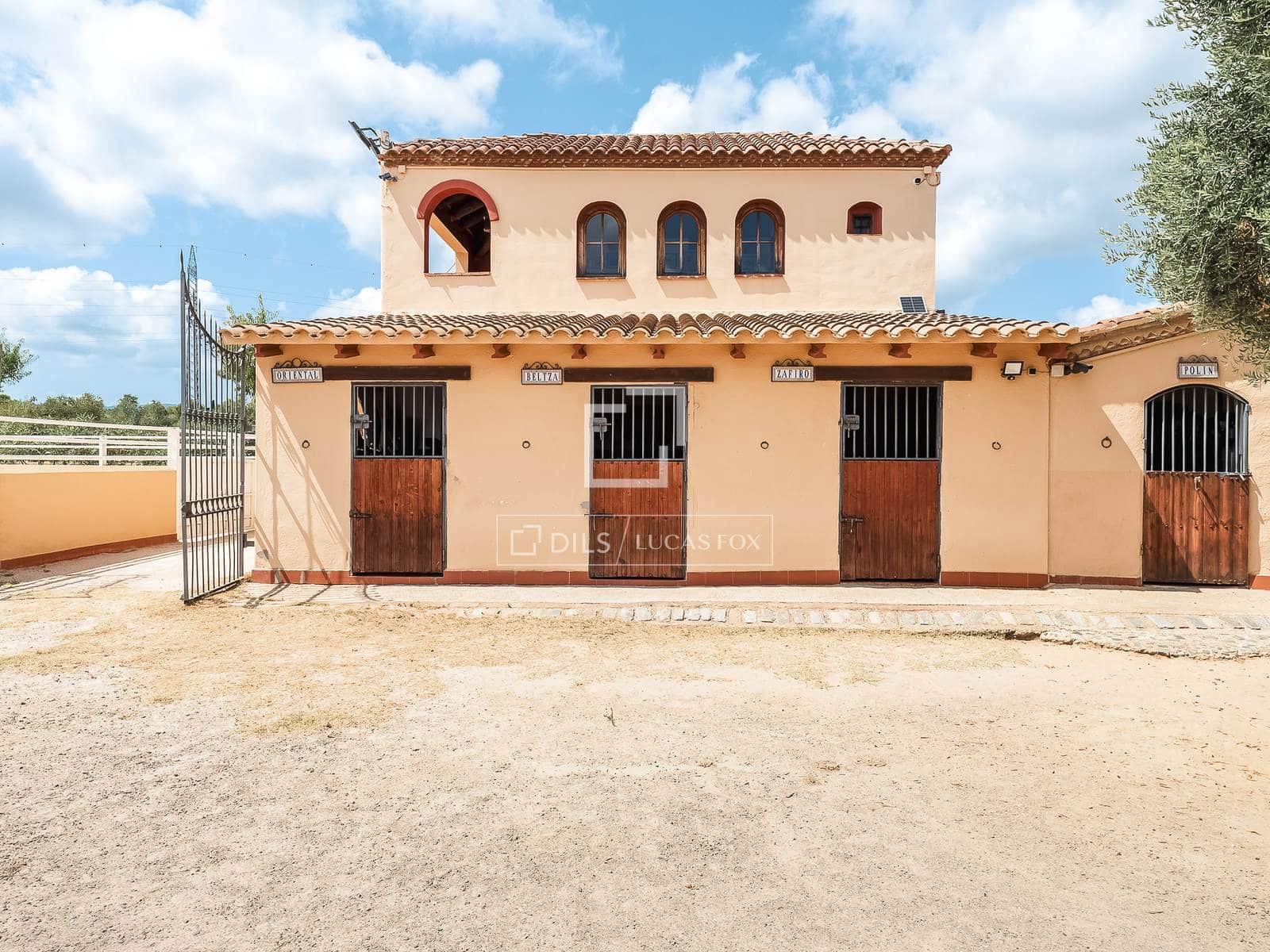 8 bedroom Finca/Country House for sale in Montbrio del Camp with pool garage - € 1,685,000 (Ref: 10097354)