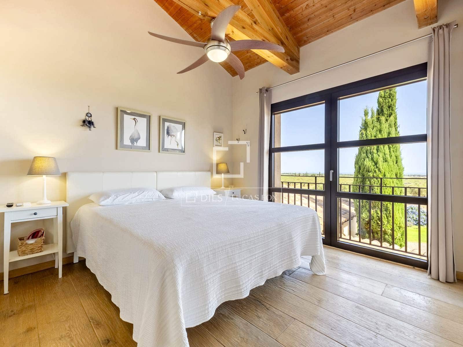 8 bedroom Finca/Country House for sale in Montbrio del Camp with pool garage - € 1,685,000 (Ref: 10097354)