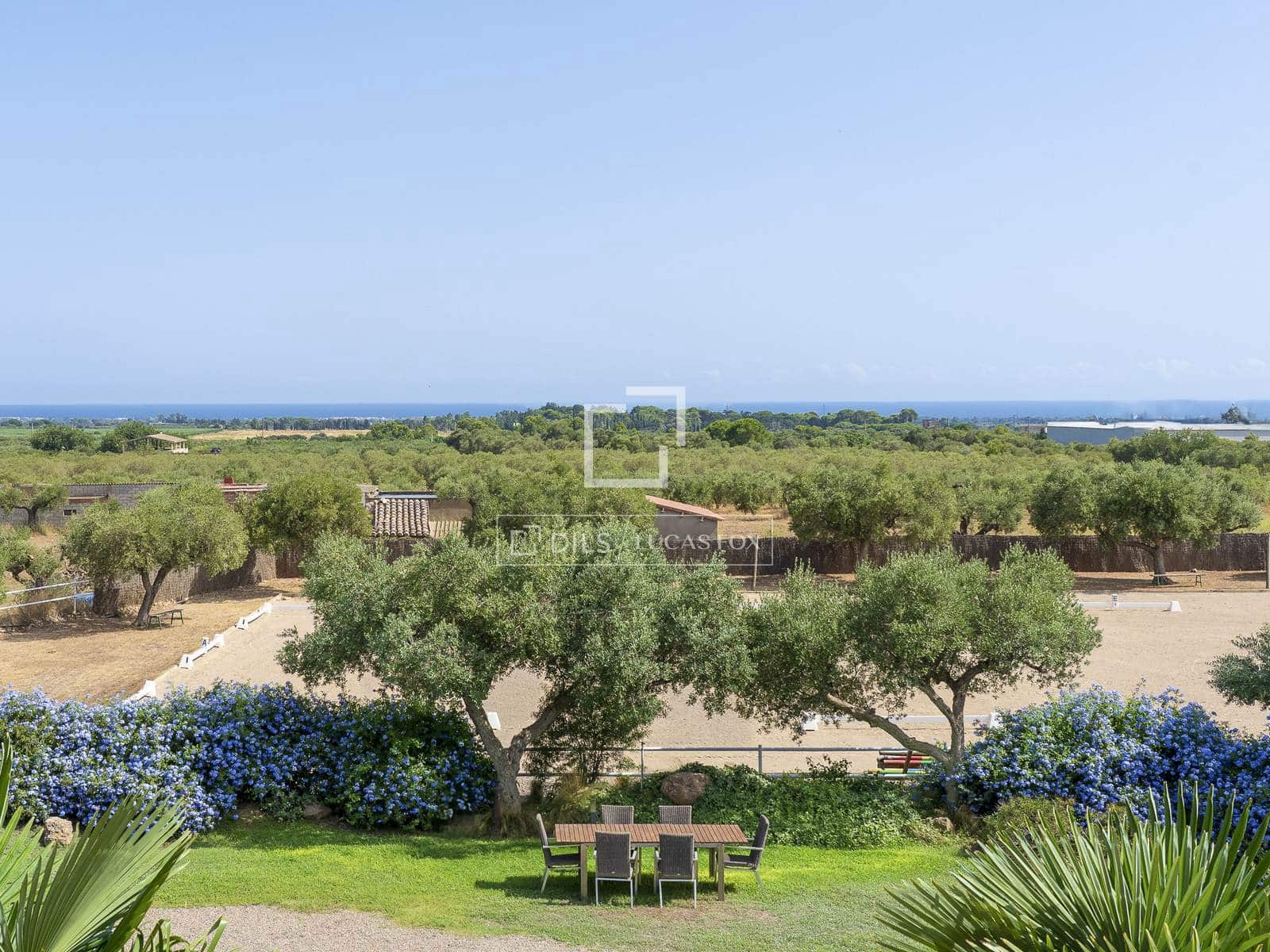 8 bedroom Finca/Country House for sale in Montbrio del Camp with pool garage - € 1,685,000 (Ref: 10097354)