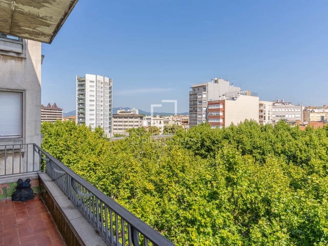 5 slaapkamer Appartement te koop in Gerona stad - € 530.000 (Ref: 10098609)