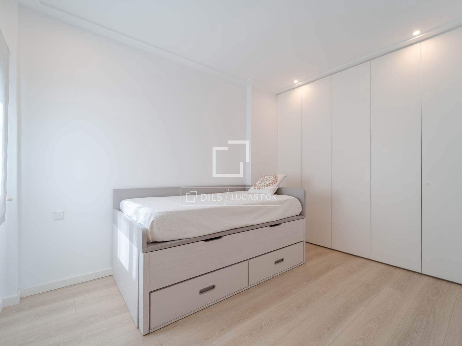 3 camera da letto Appartamento da affittare in Valencia citta - 2.800 € (Rif: 10098610)