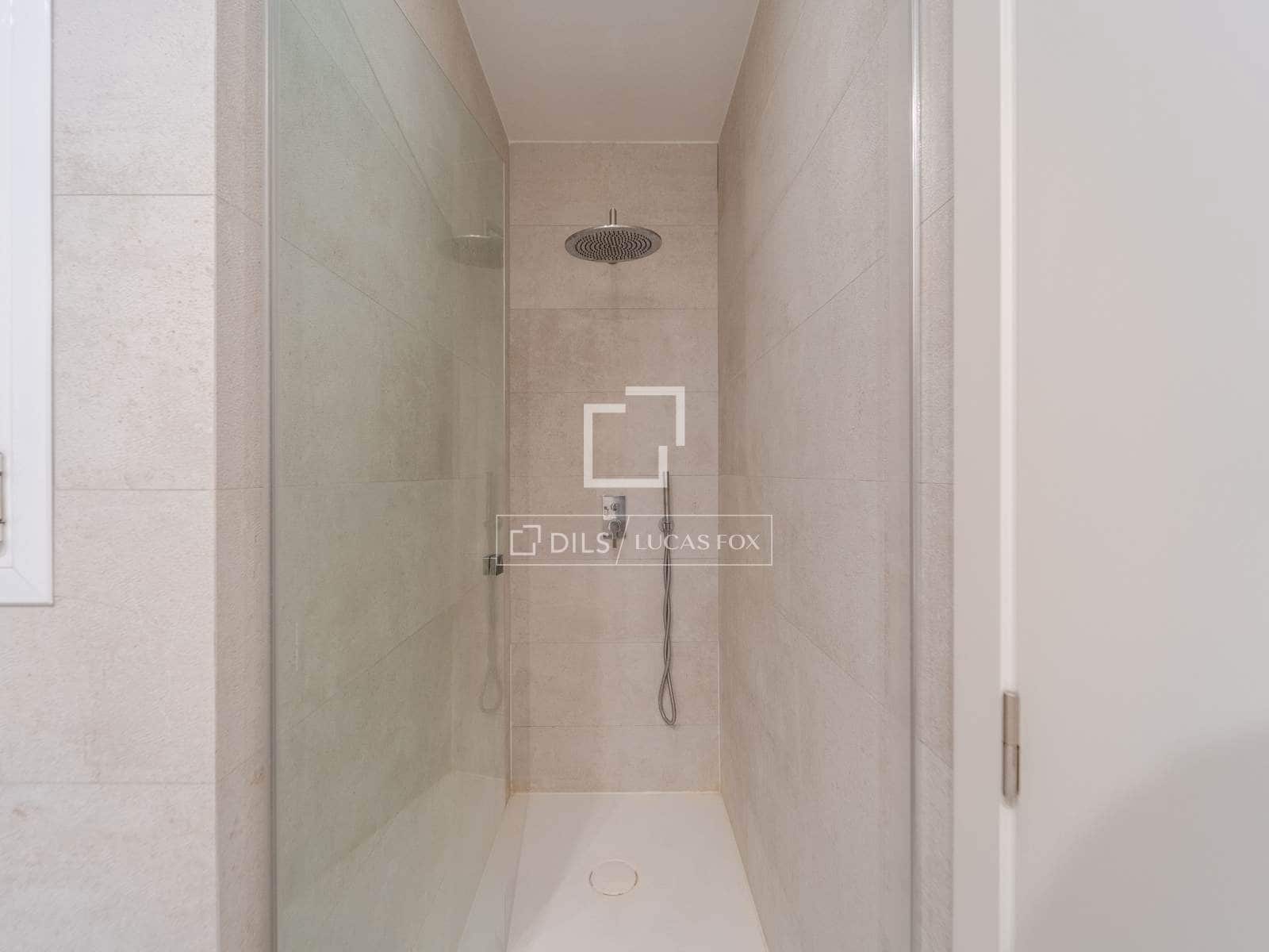 3 camera da letto Appartamento da affittare in Valencia citta - 2.800 € (Rif: 10098610)