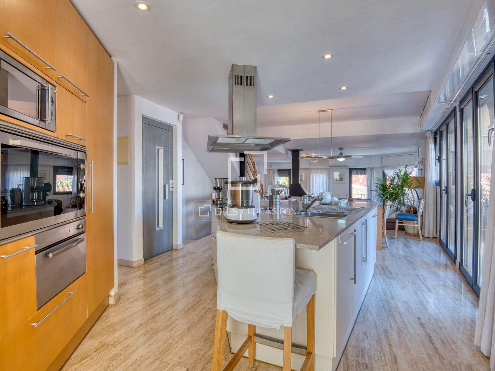 4 Zimmer Villa zu verkaufen in Sant Feliu de Guixols mit Garage - 623.000 € (Ref: 10098788)