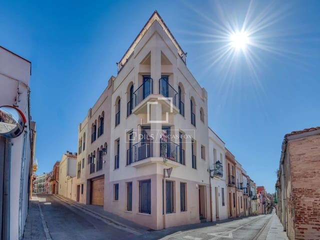 4 Zimmer Villa zu verkaufen in Sant Feliu de Guíxols mit Garage - 623.000 € (Ref: 10098788)