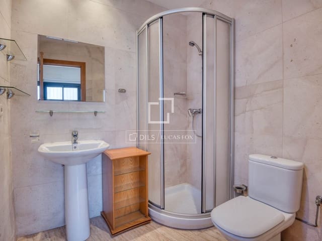 4 Zimmer Villa zu verkaufen in Sant Feliu de Guíxols mit Garage - 623.000 € (Ref: 10098788)