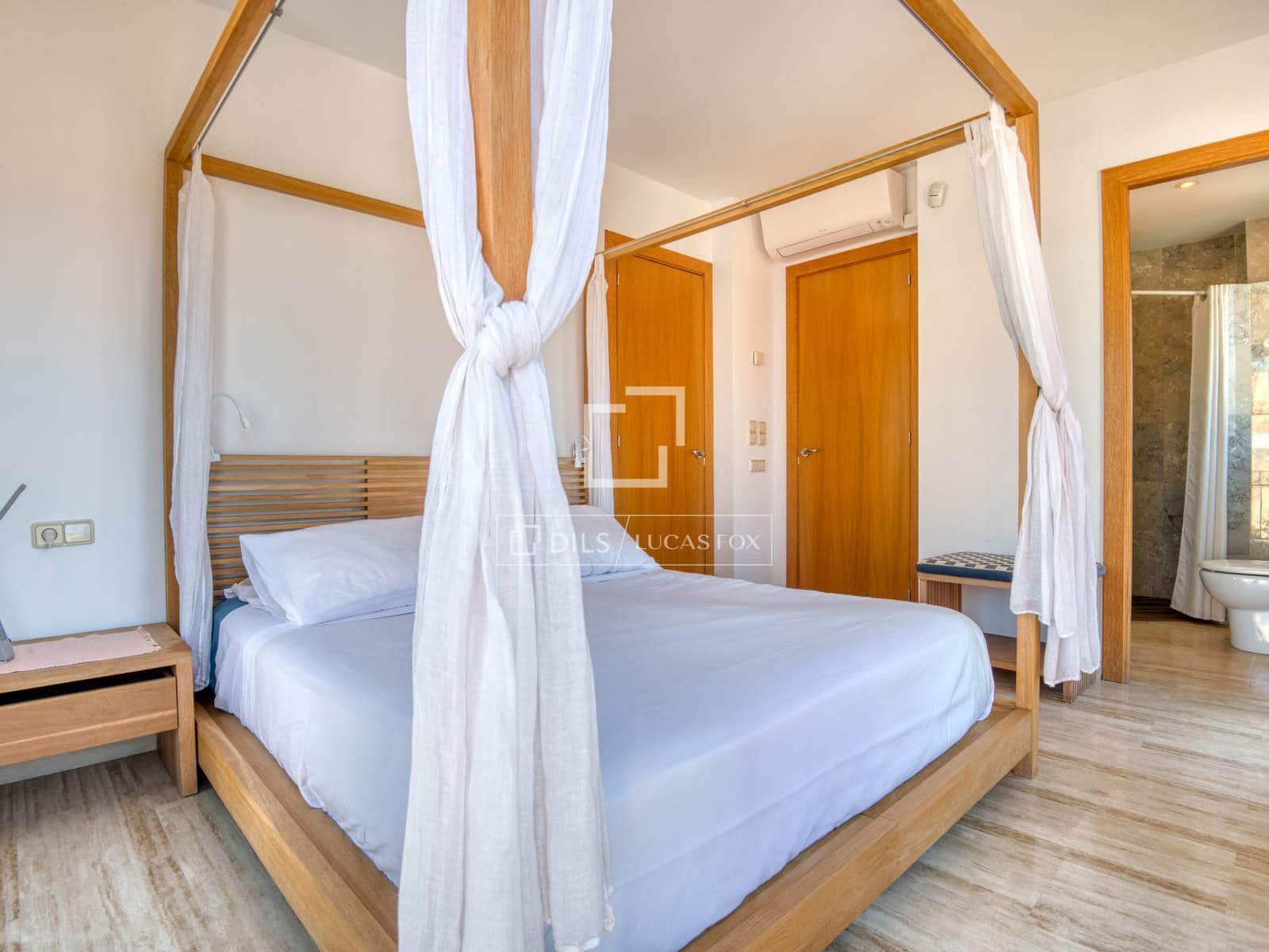 4 Zimmer Villa zu verkaufen in Sant Feliu de Guixols mit Garage - 623.000 € (Ref: 10098788)