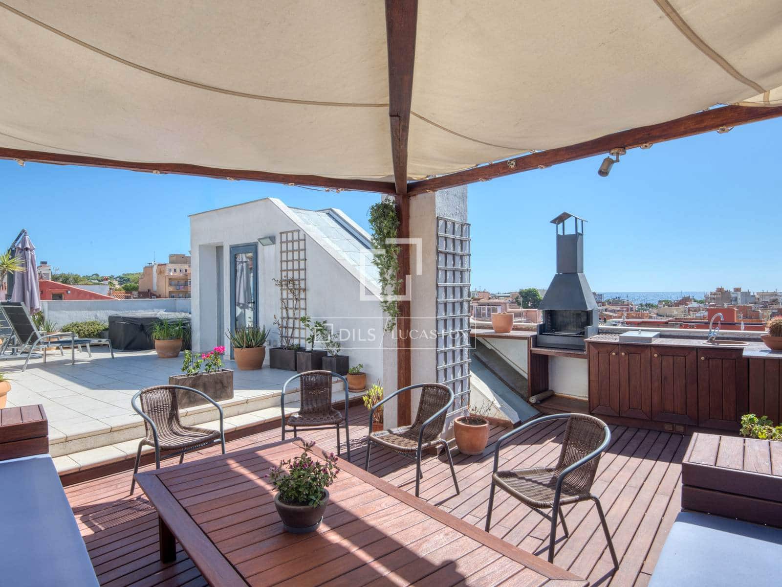 4 Zimmer Villa zu verkaufen in Sant Feliu de Guixols mit Garage - 623.000 € (Ref: 10098788)