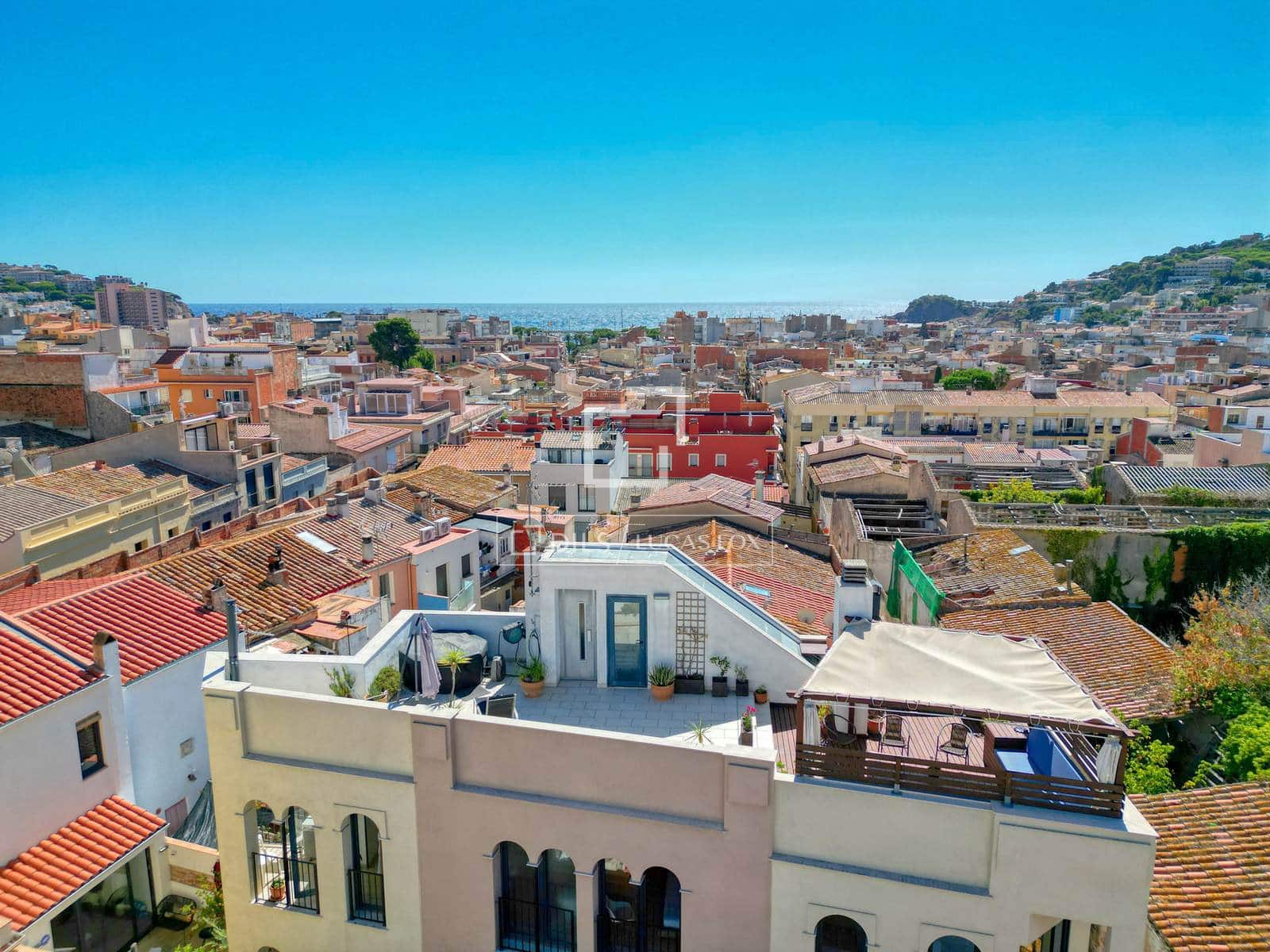 4 Zimmer Villa zu verkaufen in Sant Feliu de Guixols mit Garage - 623.000 € (Ref: 10098788)