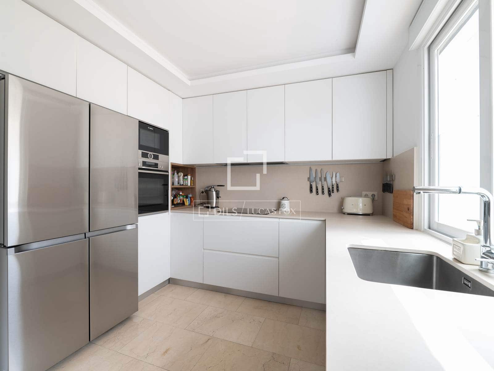 4 quarto Penthouse para venda em Madrid cidade com garagem - 2 950 000 € (Ref: 10098790)