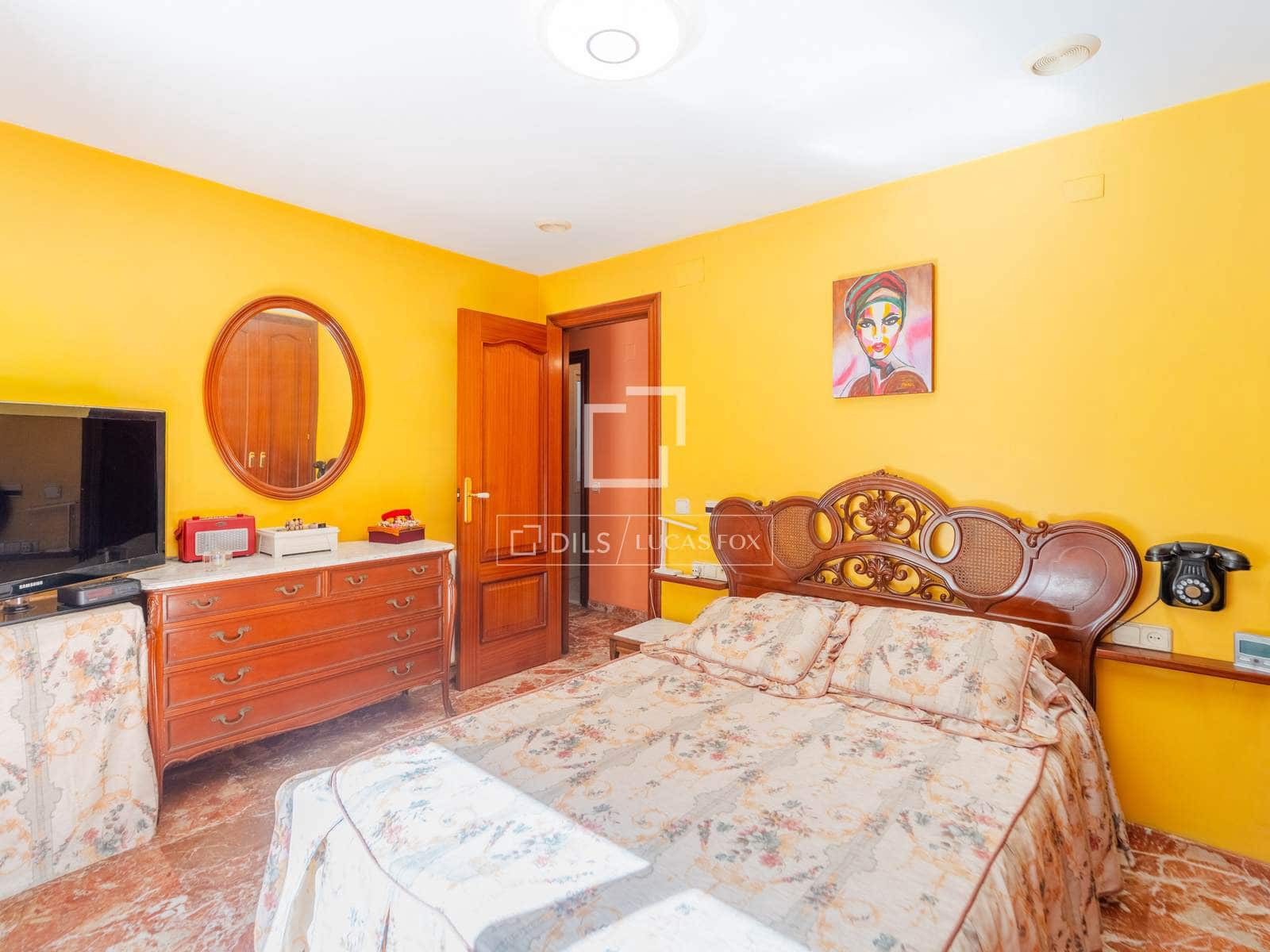 6 soverom Villa til salgs i Valencia by med garasje - € 900 000 (Ref: 10098791)