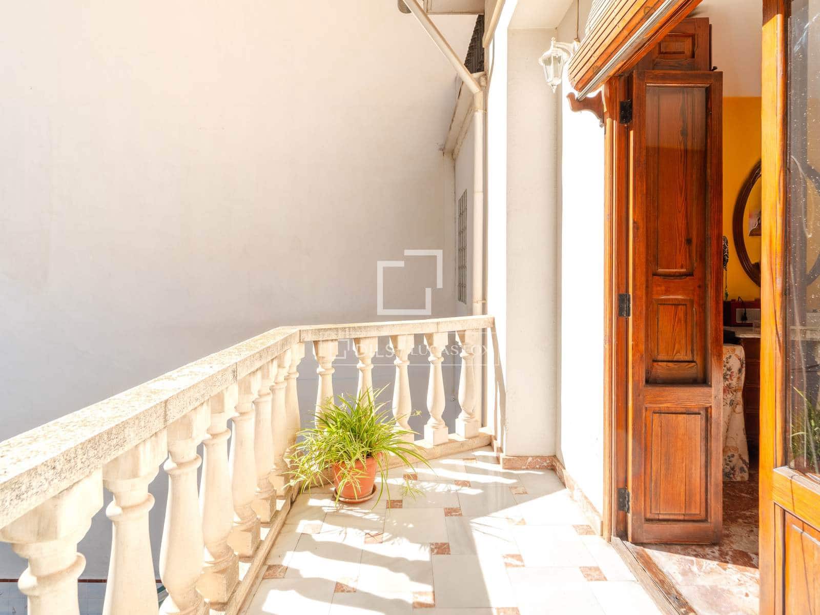 6 soverom Villa til salgs i Valencia by med garasje - € 900 000 (Ref: 10098791)