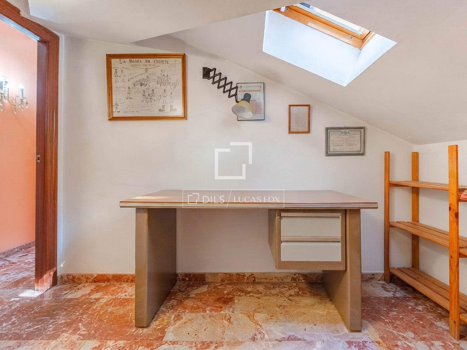 6 soverom Villa til salgs i Valencia by med garasje - € 900 000 (Ref: 10098791)
