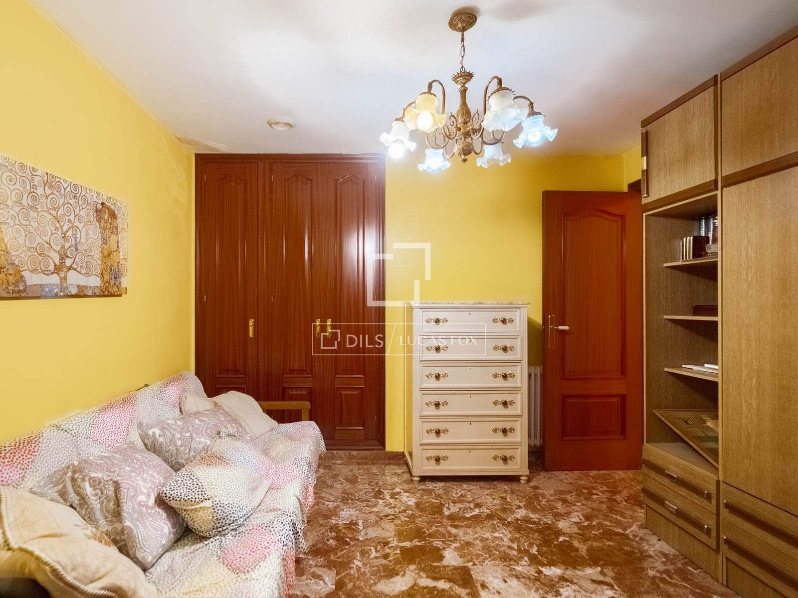 6 soverom Villa til salgs i Valencia by med garasje - € 900 000 (Ref: 10098791)