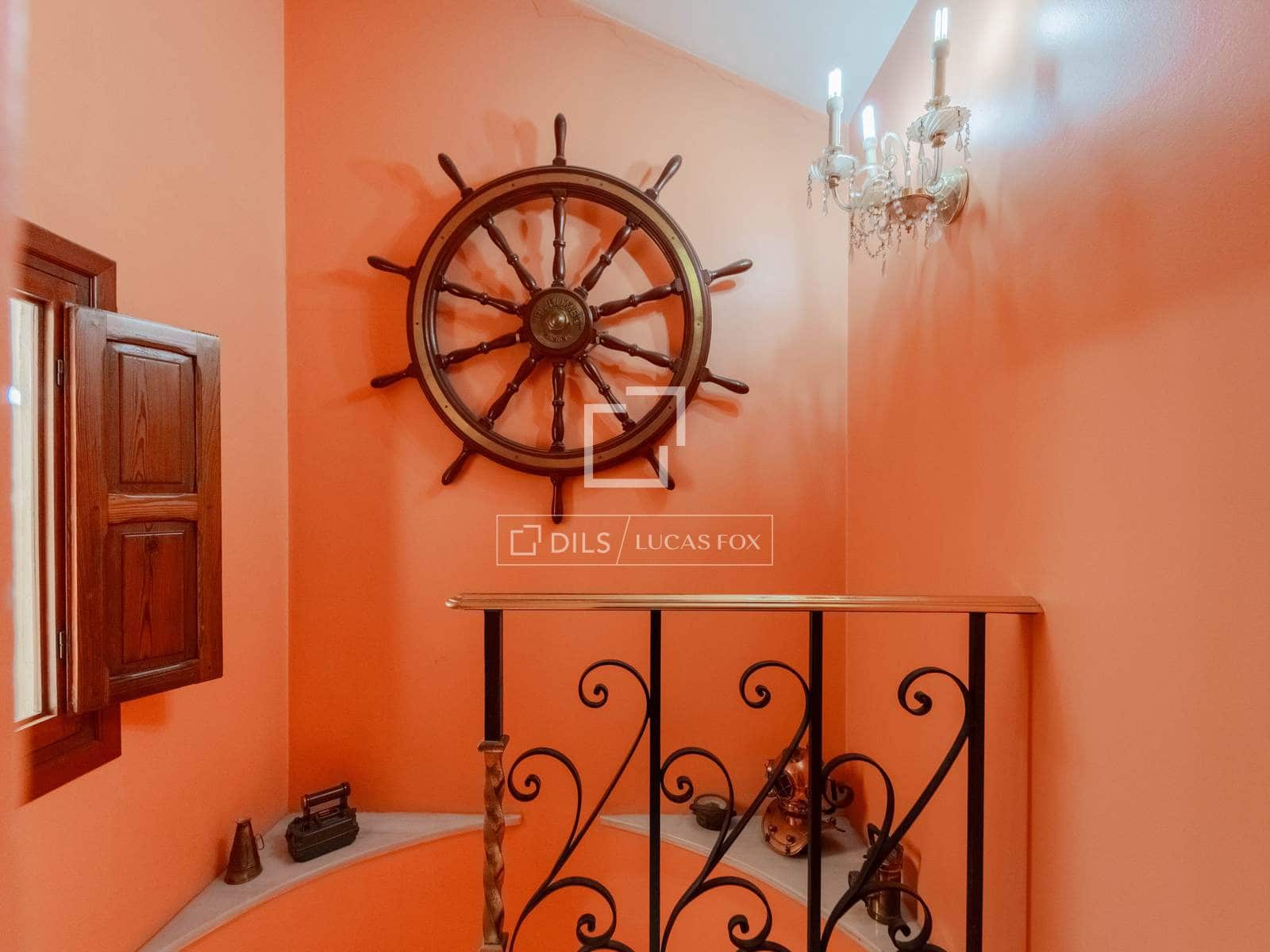 6 soverom Villa til salgs i Valencia by med garasje - € 900 000 (Ref: 10098791)
