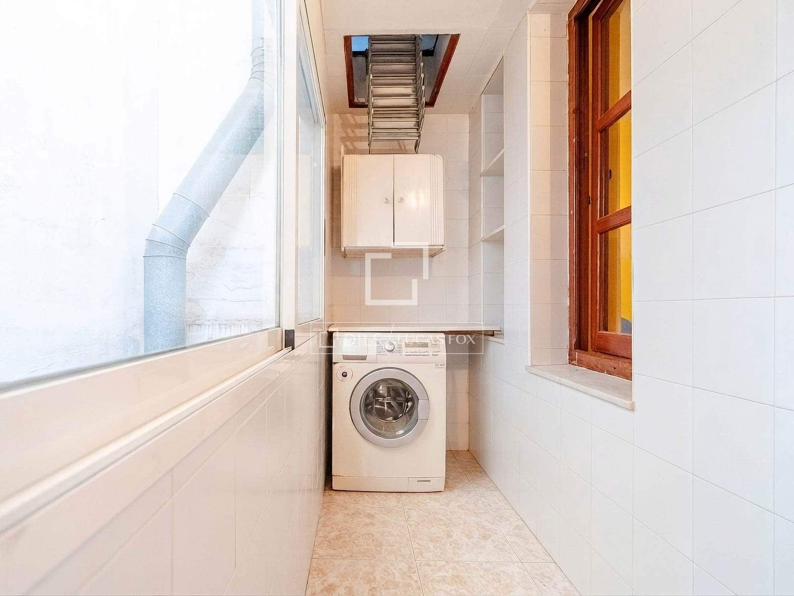 6 soverom Villa til salgs i Valencia by med garasje - € 900 000 (Ref: 10098791)