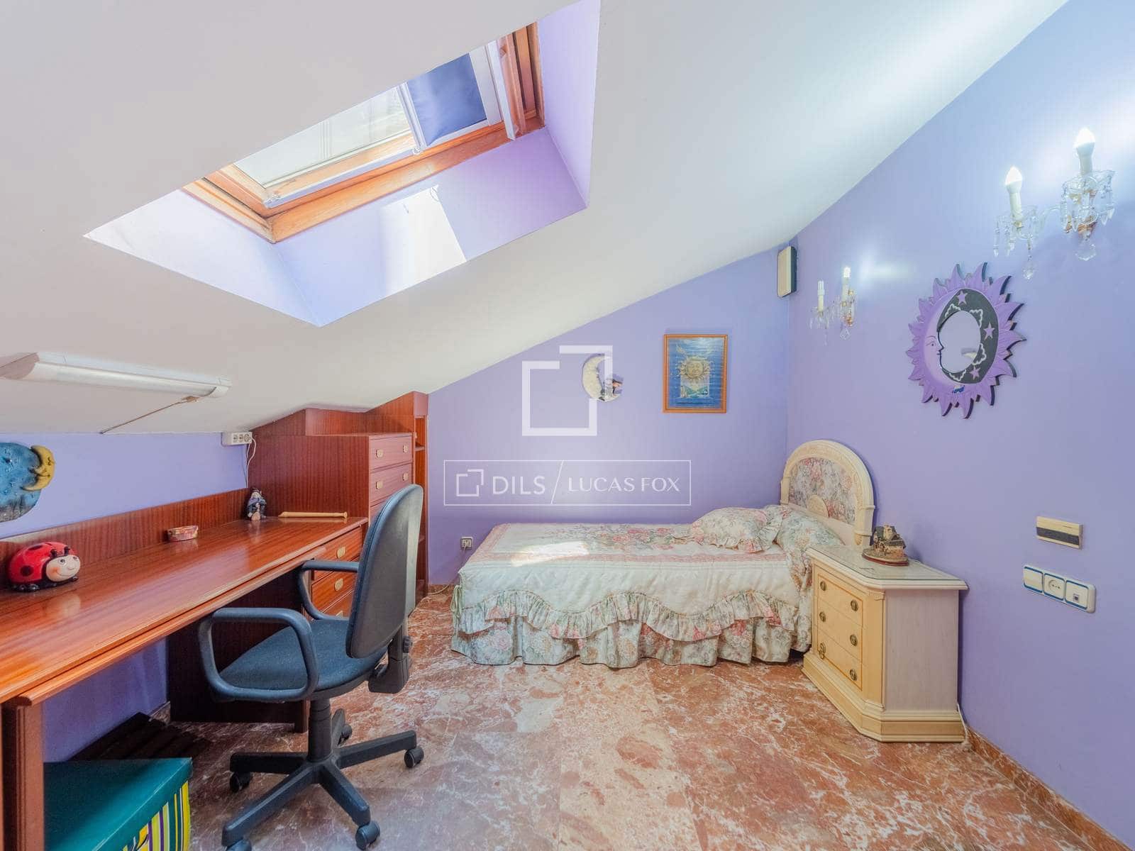 6 soverom Villa til salgs i Valencia by med garasje - € 900 000 (Ref: 10098791)