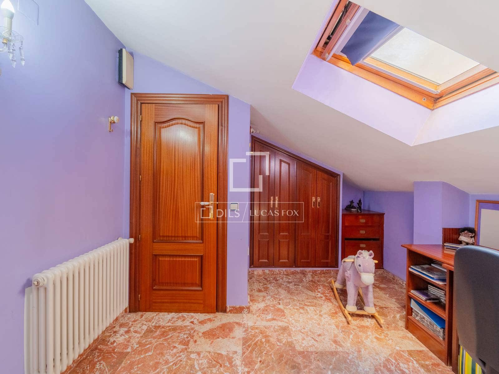 6 soverom Villa til salgs i Valencia by med garasje - € 900 000 (Ref: 10098791)