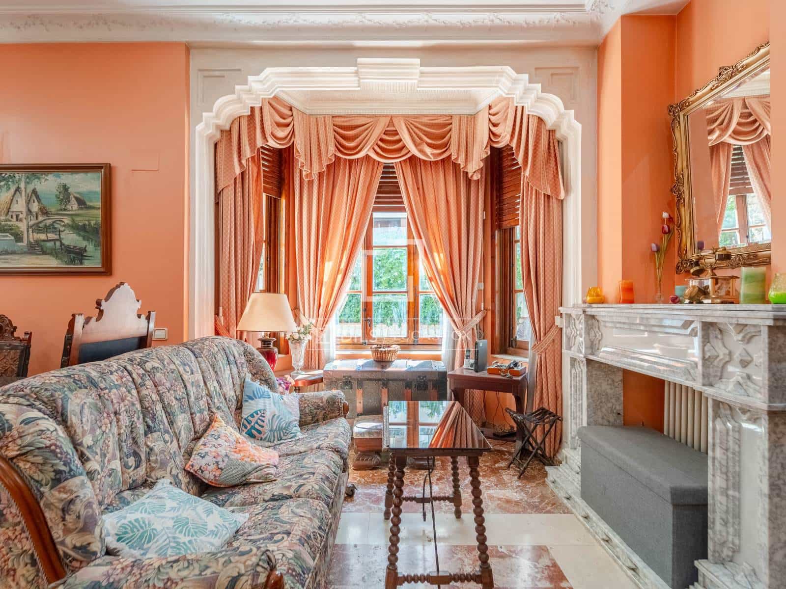 6 soverom Villa til salgs i Valencia by med garasje - € 900 000 (Ref: 10098791)