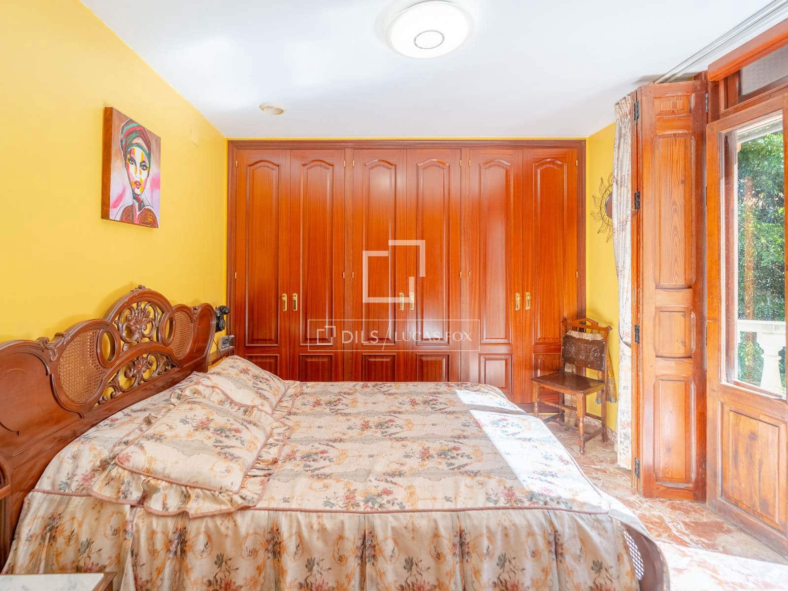 6 soverom Villa til salgs i Valencia by med garasje - € 900 000 (Ref: 10098791)
