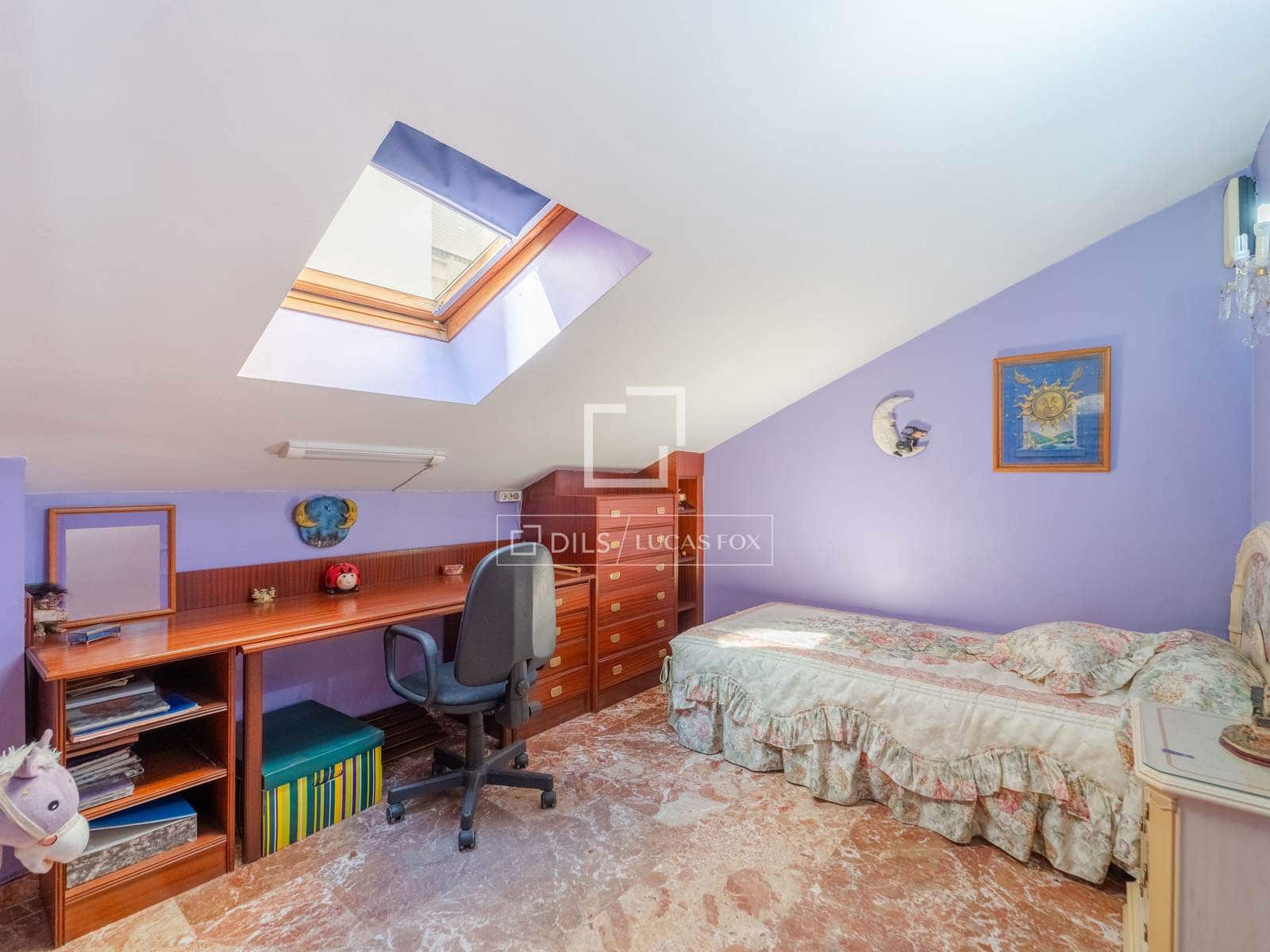 6 soverom Villa til salgs i Valencia by med garasje - € 900 000 (Ref: 10098791)