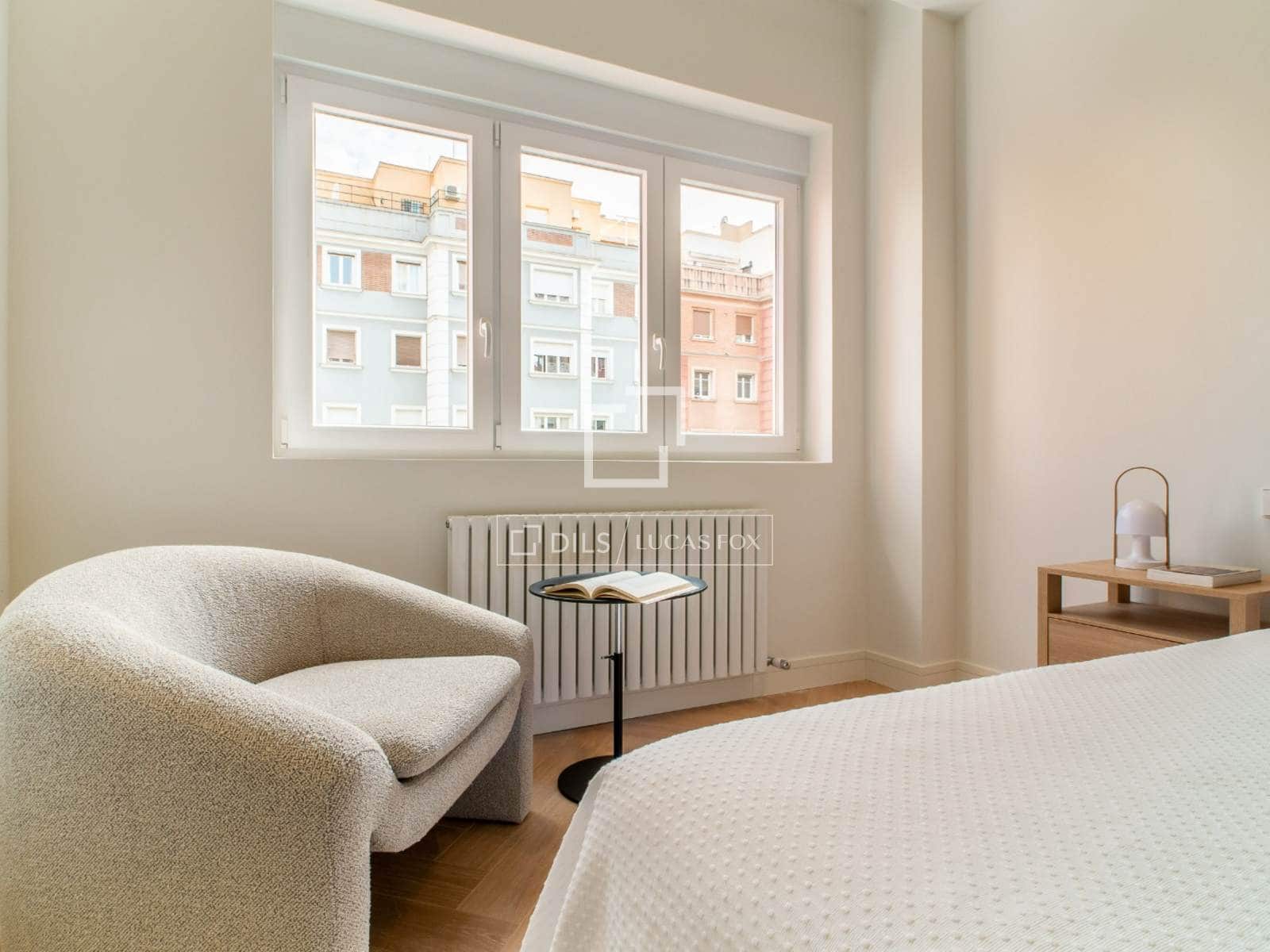 Apartamento de 3 habitaciones en Madrid ciudad en venta con garaje - 2.190.000 € (Ref: 10098935)