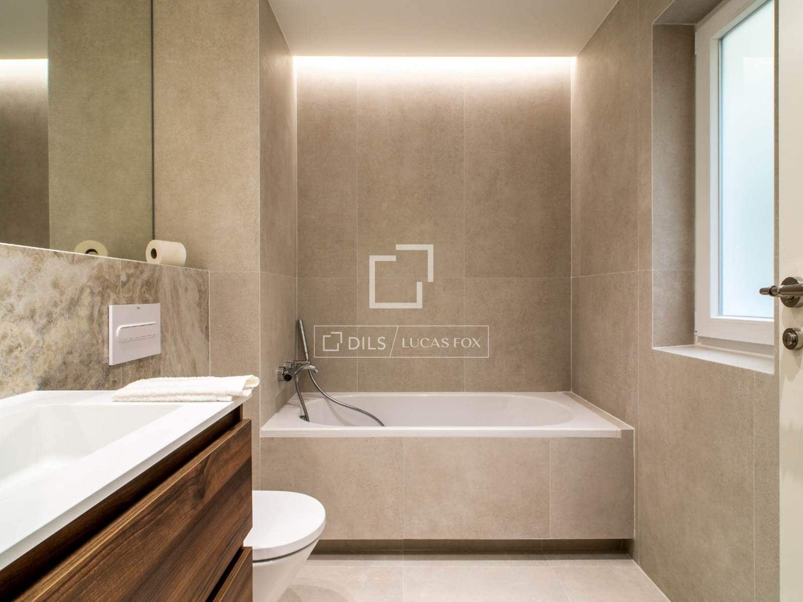 Apartamento de 3 habitaciones en Madrid ciudad en venta con garaje - 2.190.000 € (Ref: 10098935)