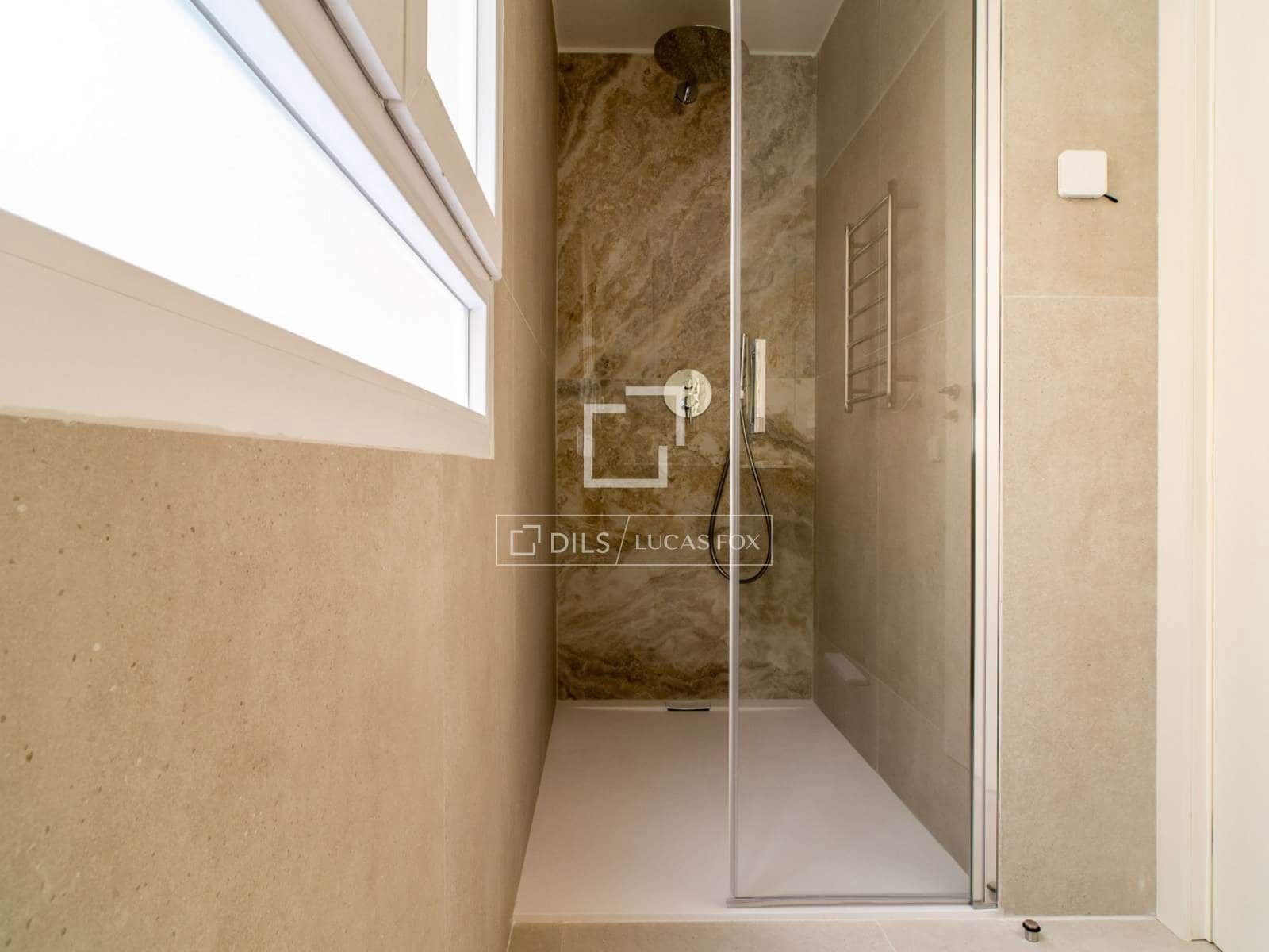 Apartamento de 3 habitaciones en Madrid ciudad en venta con garaje - 2.190.000 € (Ref: 10098935)