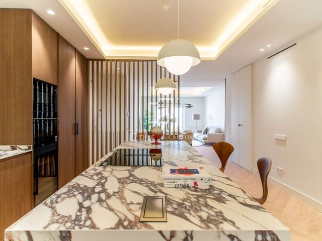 Apartamento de 3 habitaciones en Ibiza, Madrid ciudad en venta con garaje - 2.190.000 € (Ref: 10098935)
