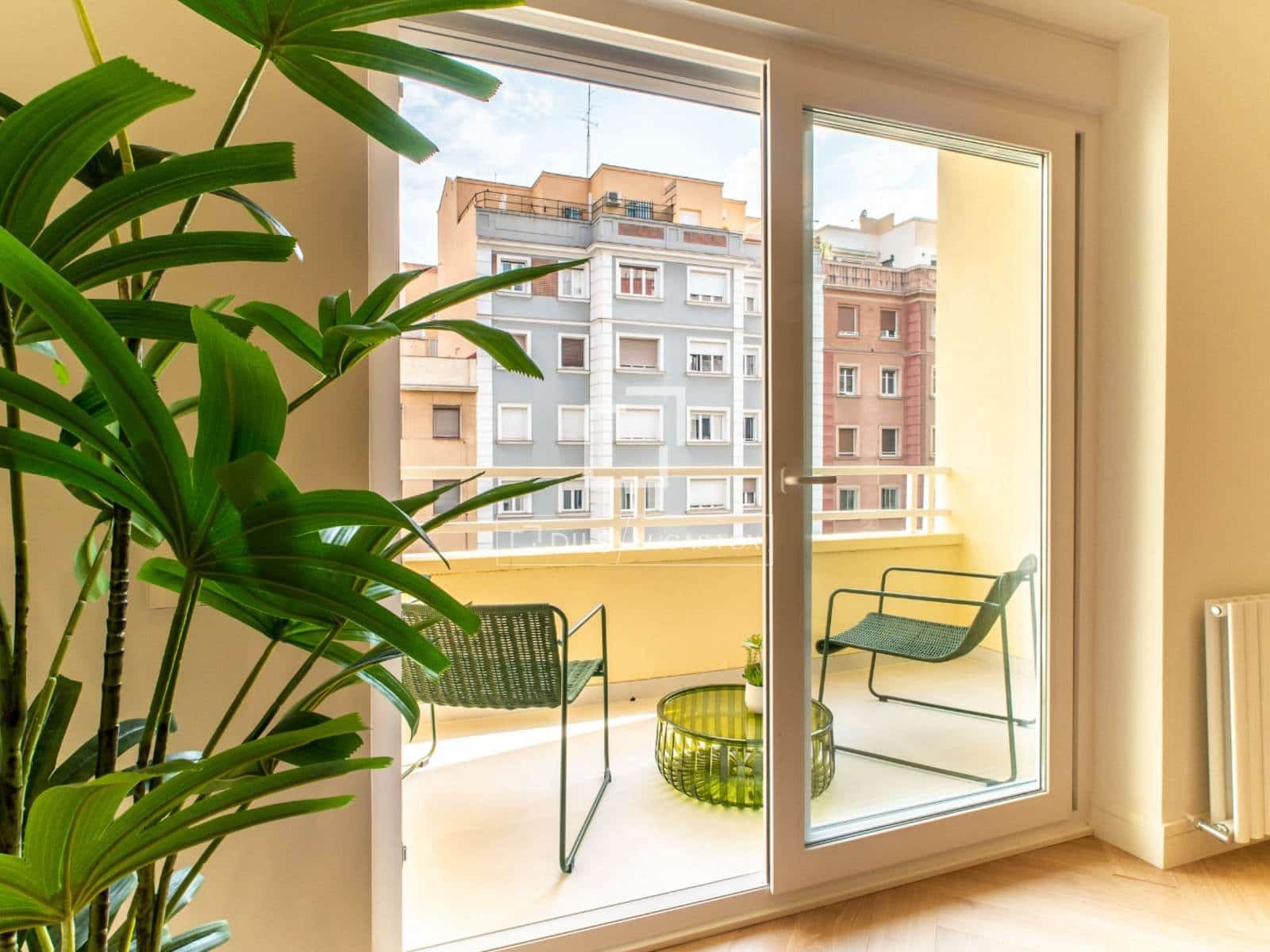 Apartamento de 3 habitaciones en Madrid ciudad en venta con garaje - 2.190.000 € (Ref: 10098935)