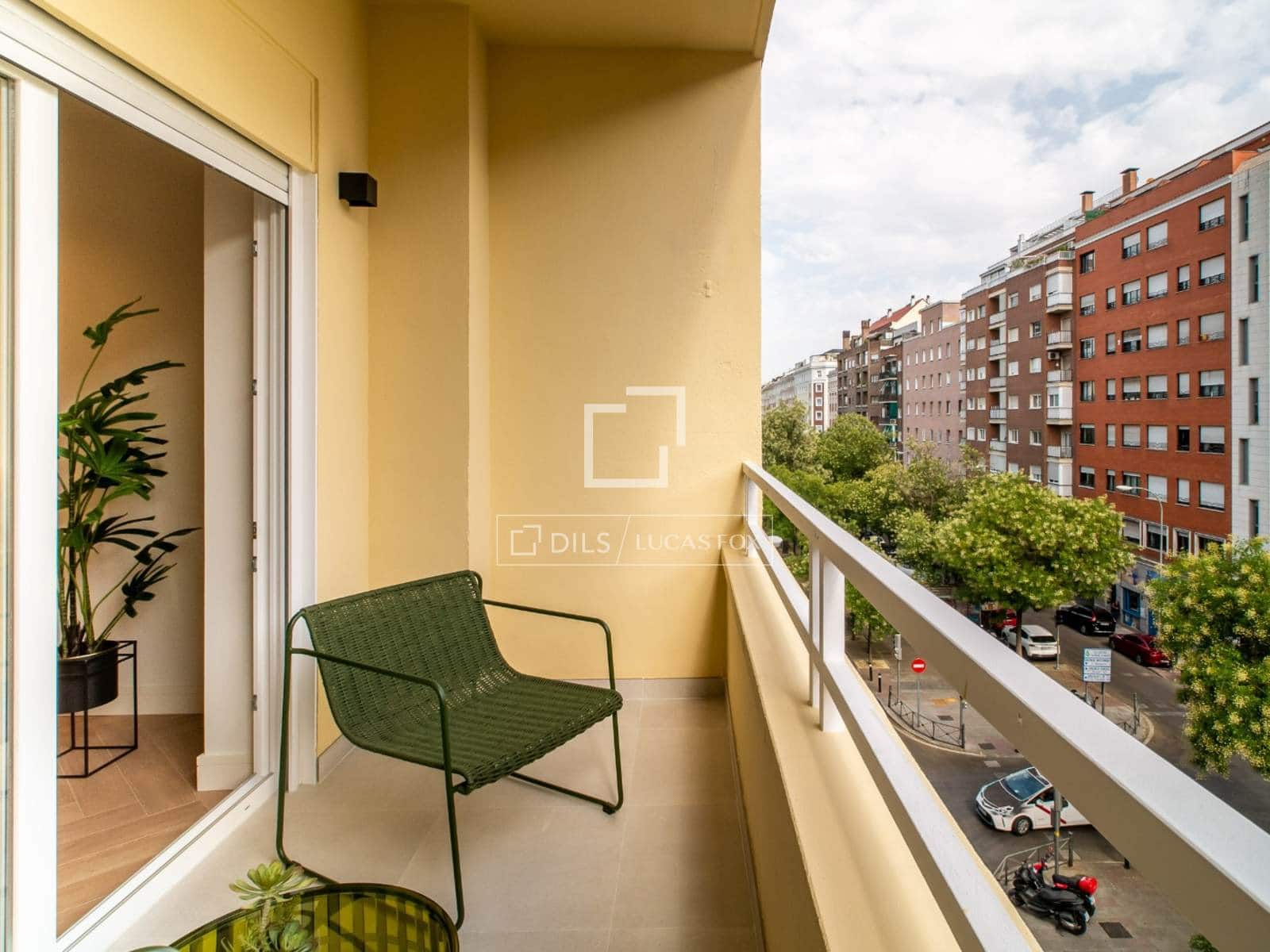 Apartamento de 3 habitaciones en Madrid ciudad en venta con garaje - 2.190.000 € (Ref: 10098935)
