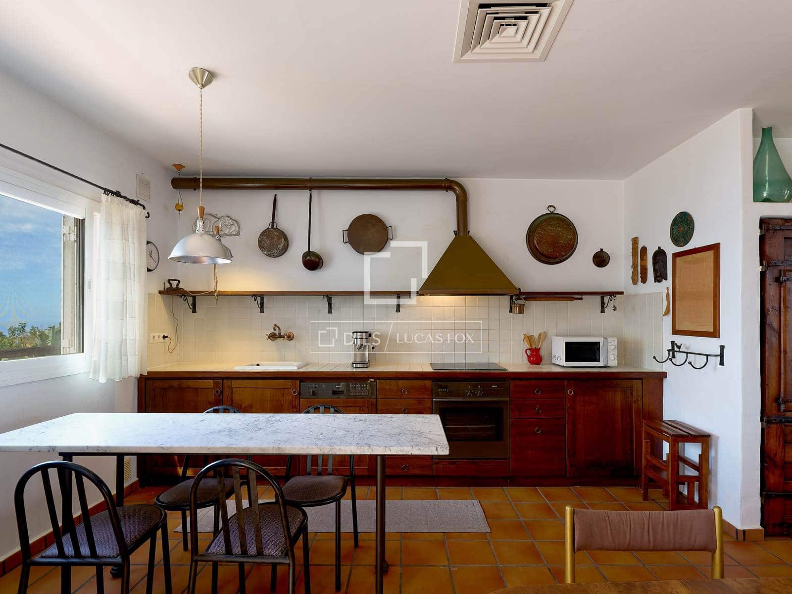8 chambre Villa/Maison à vendre à Salobrena avec piscine garage - 1 450 000 € (Ref: 10099400)