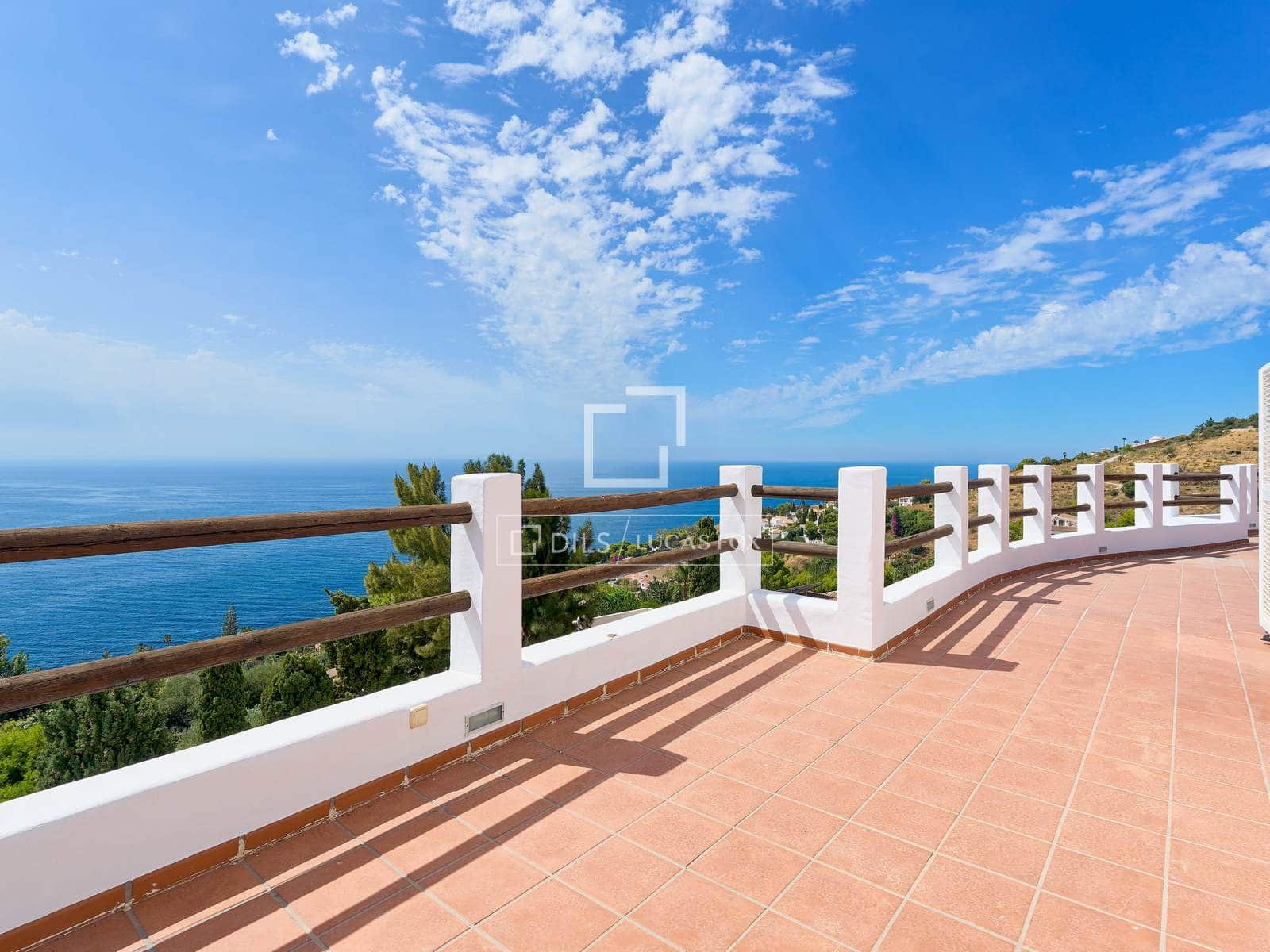 8 chambre Villa/Maison à vendre à Salobrena avec piscine garage - 1 450 000 € (Ref: 10099400)