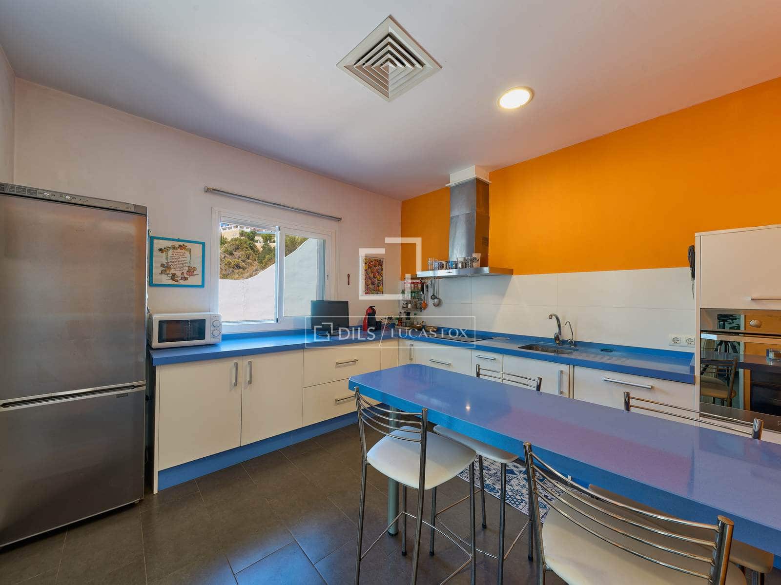 8 chambre Villa/Maison à vendre à Salobrena avec piscine garage - 1 450 000 € (Ref: 10099400)