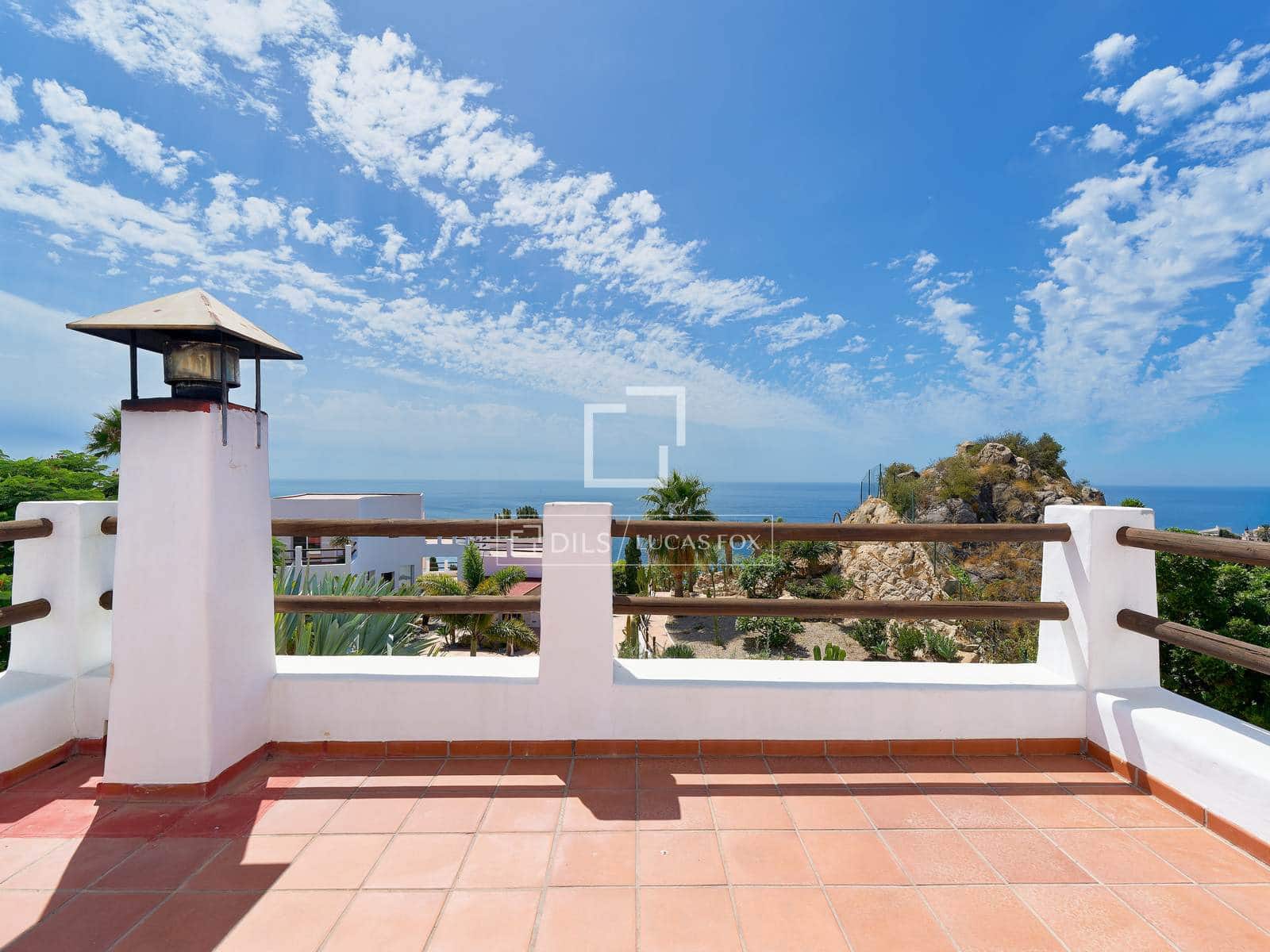 8 chambre Villa/Maison à vendre à Salobrena avec piscine garage - 1 450 000 € (Ref: 10099400)
