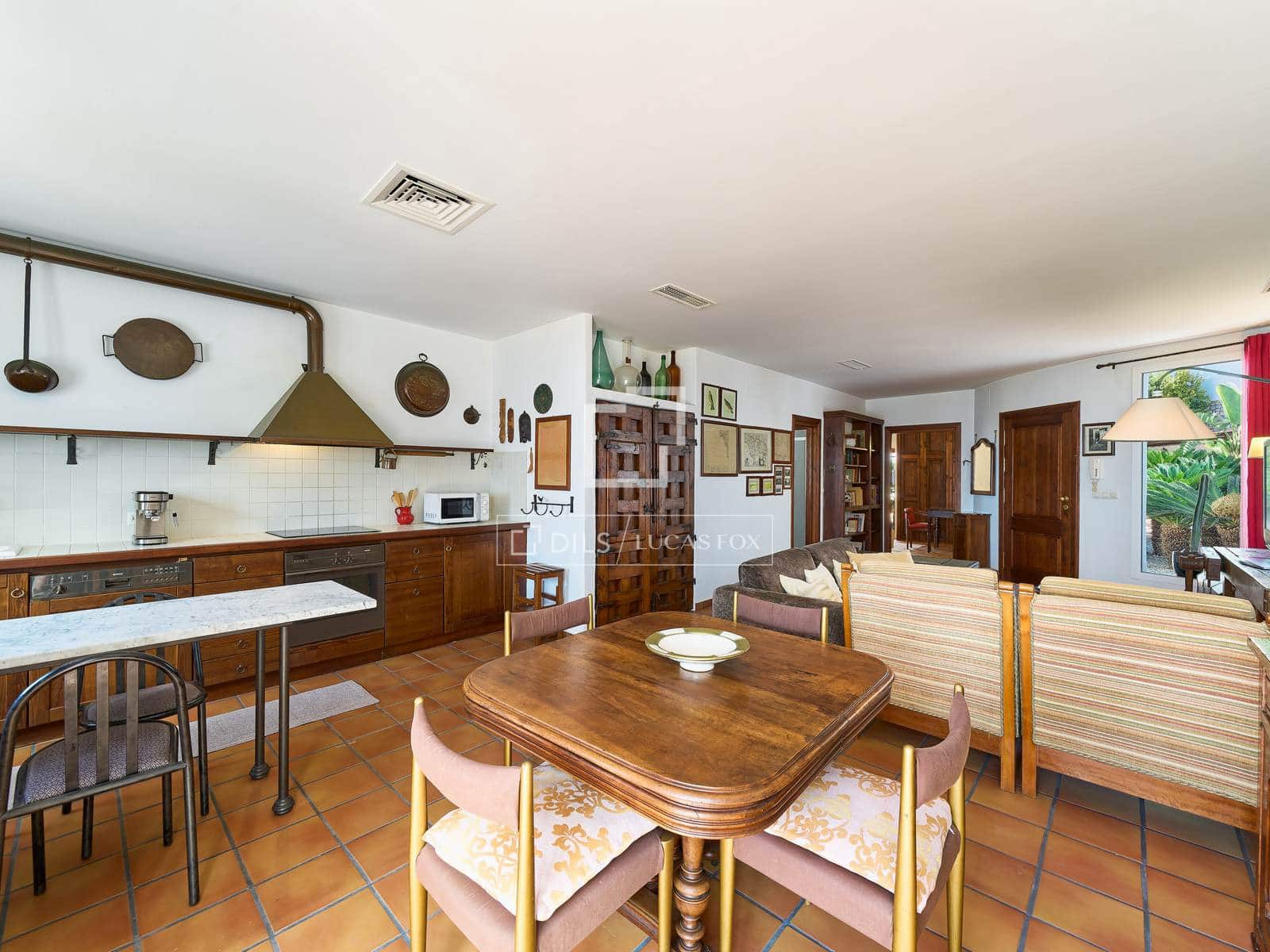 8 chambre Villa/Maison à vendre à Salobrena avec piscine garage - 1 450 000 € (Ref: 10099400)