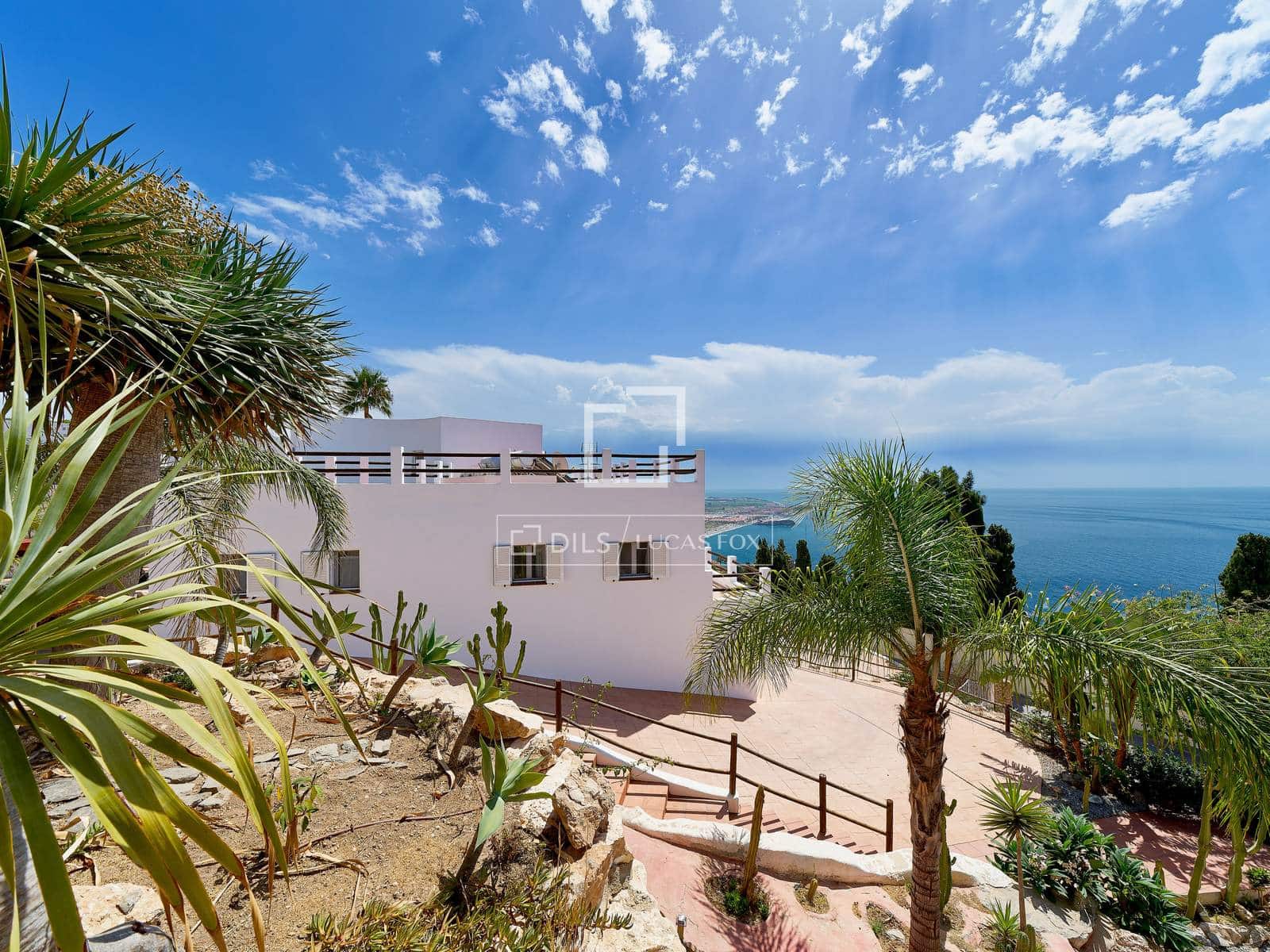 8 chambre Villa/Maison à vendre à Salobrena avec piscine garage - 1 450 000 € (Ref: 10099400)