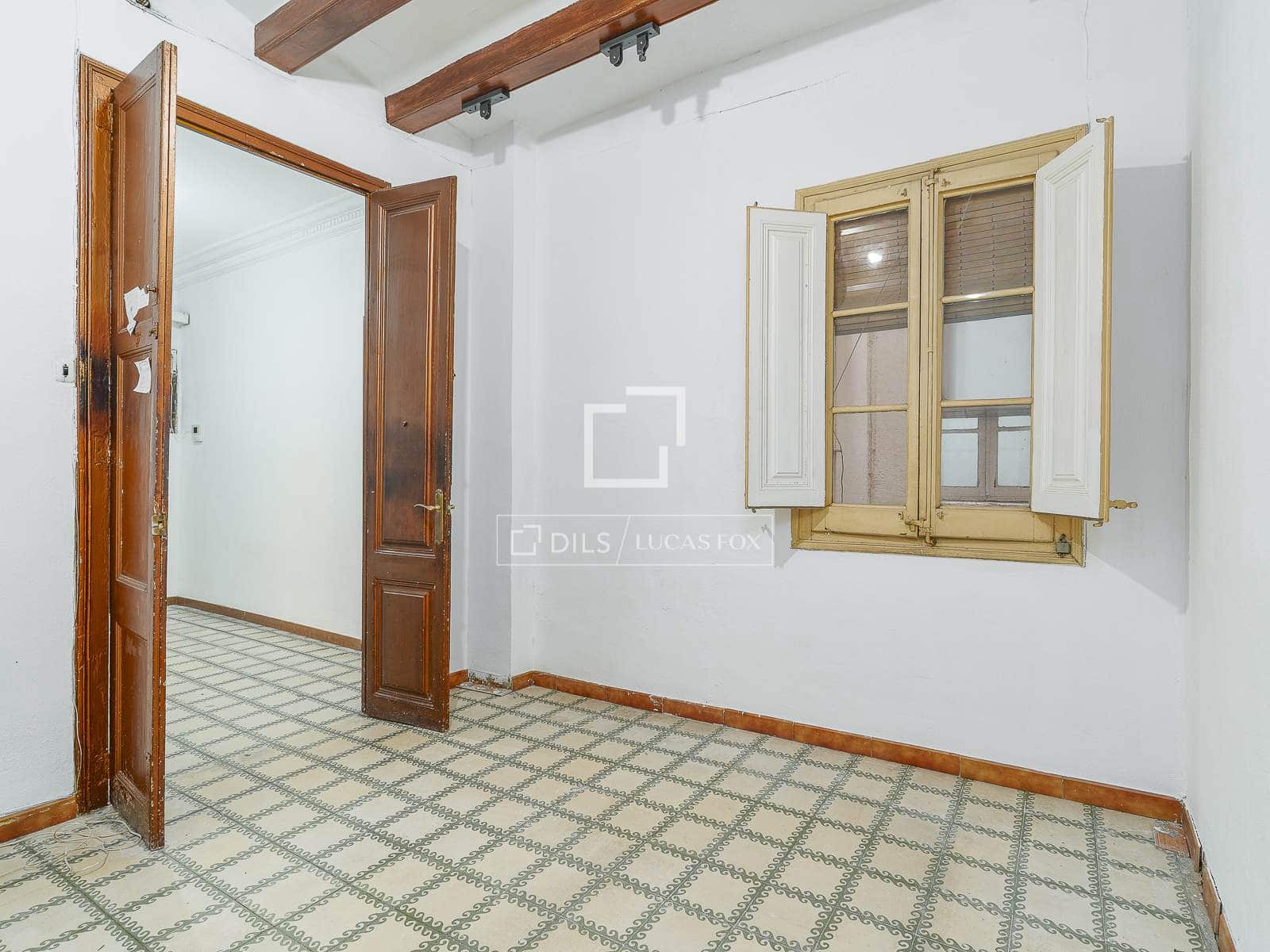 4 soveværelse Lejlighed til salg i Barcelona by - € 600.000 (Ref: 10099457)
