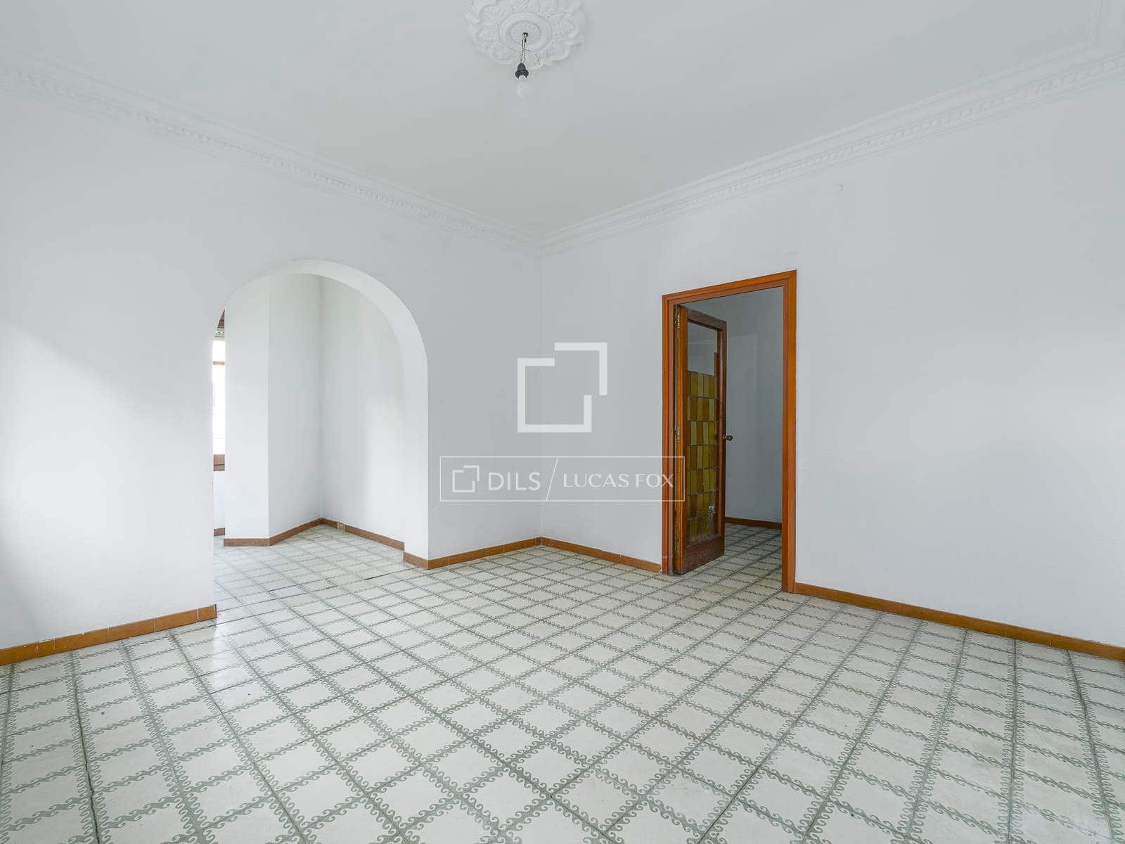 4 soveværelse Lejlighed til salg i Barcelona by - € 600.000 (Ref: 10099457)