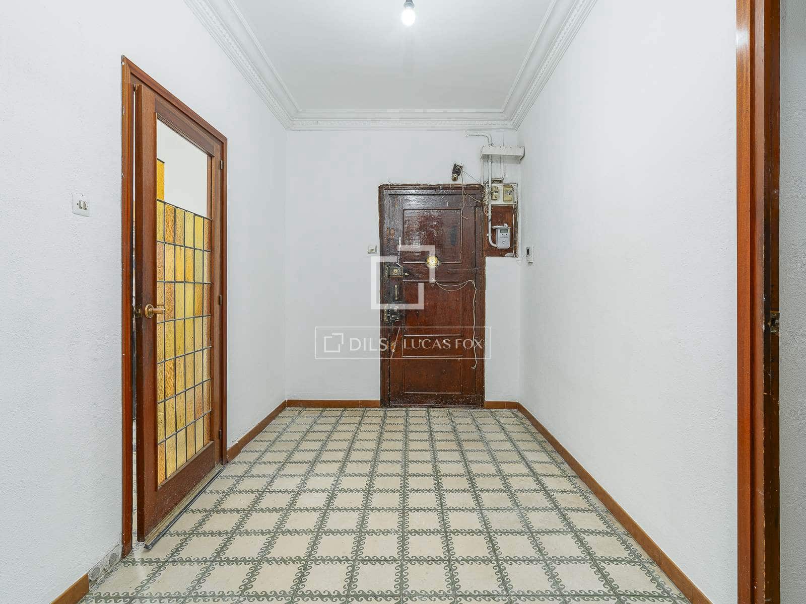4 soveværelse Lejlighed til salg i Barcelona by - € 600.000 (Ref: 10099457)