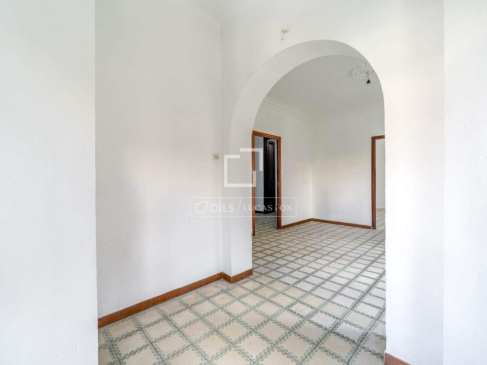 4 soveværelse Lejlighed til salg i Barcelona by - € 600.000 (Ref: 10099457)