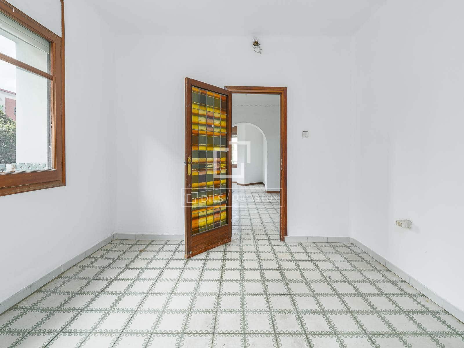 4 soveværelse Lejlighed til salg i Barcelona by - € 600.000 (Ref: 10099457)