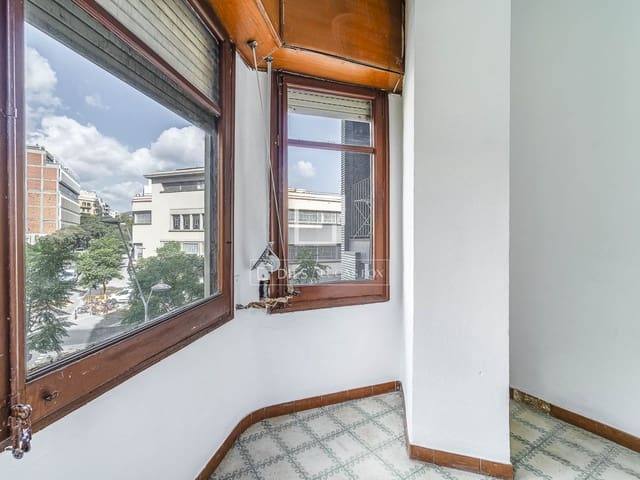 4 soveværelse Lejlighed til salg i Barcelona by - € 600.000 (Ref: 10099457)