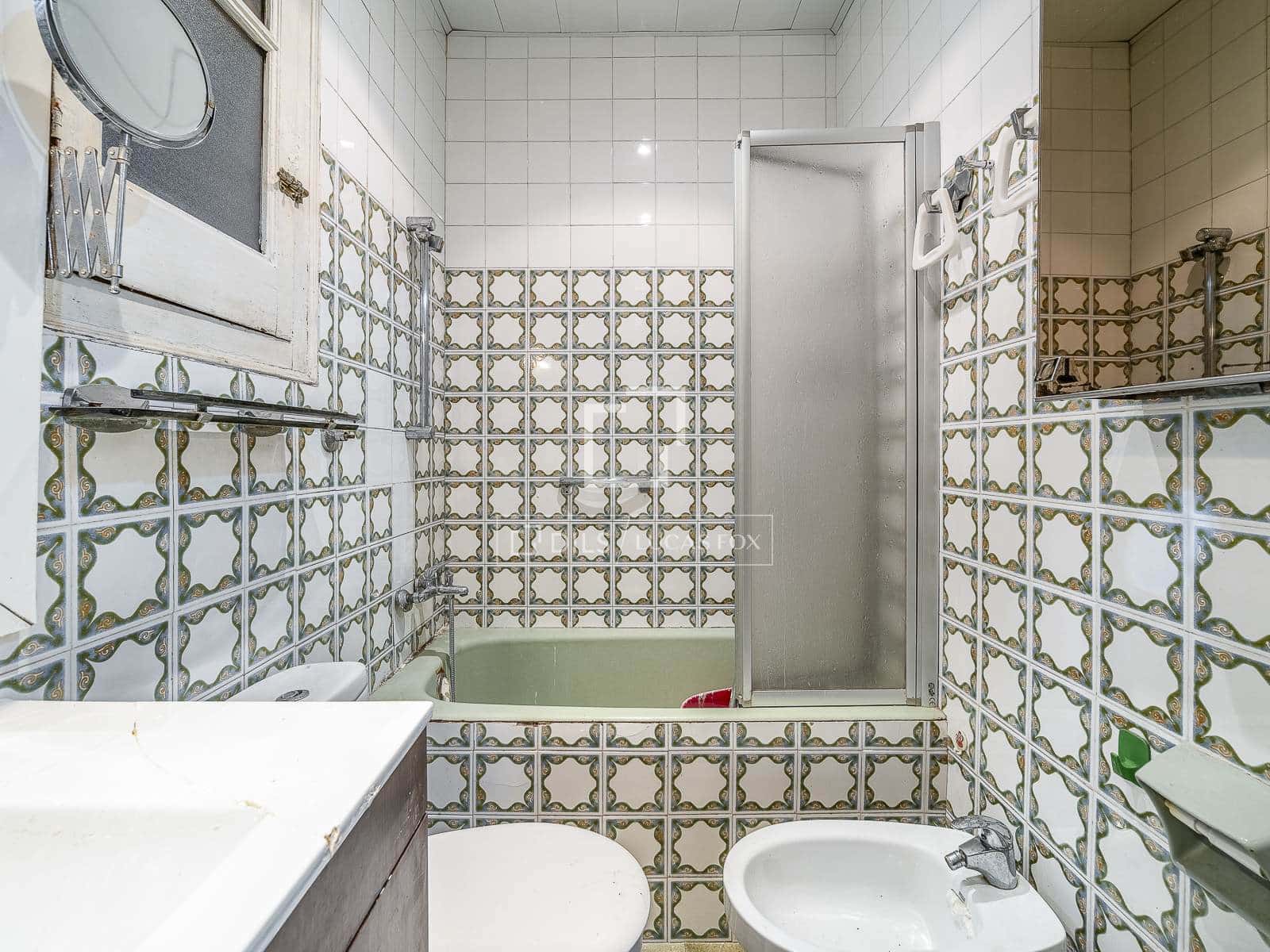 4 soveværelse Lejlighed til salg i Barcelona by - € 600.000 (Ref: 10099457)