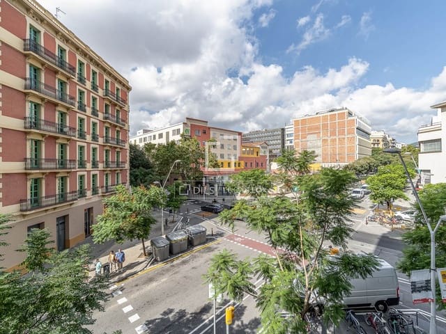 4 soveværelse Lejlighed til salg i Barcelona by - € 600.000 (Ref: 10099457)