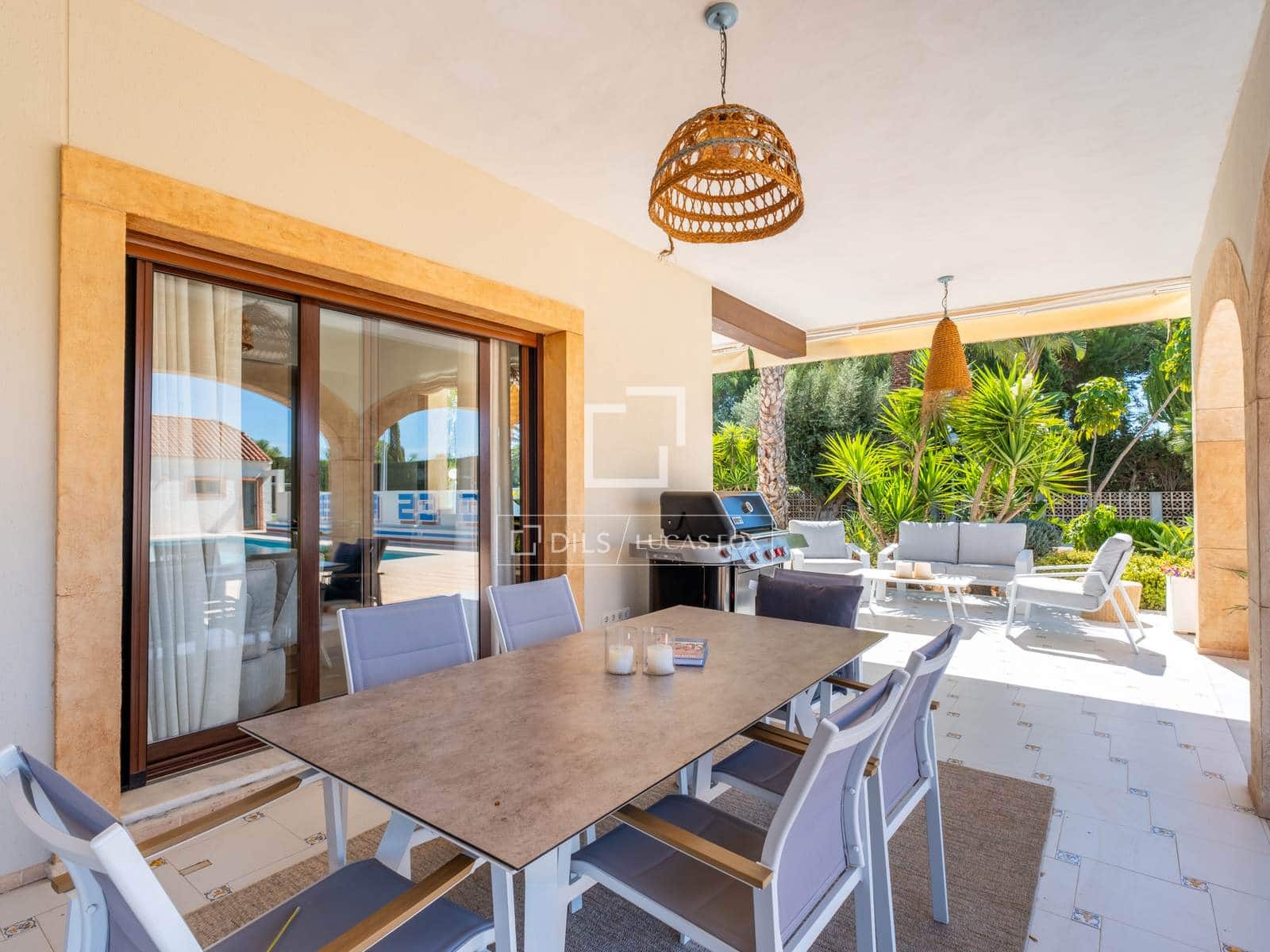5 quarto Moradia para venda em Valverde com piscina garagem - 1 325 000 € (Ref: 10099562)
