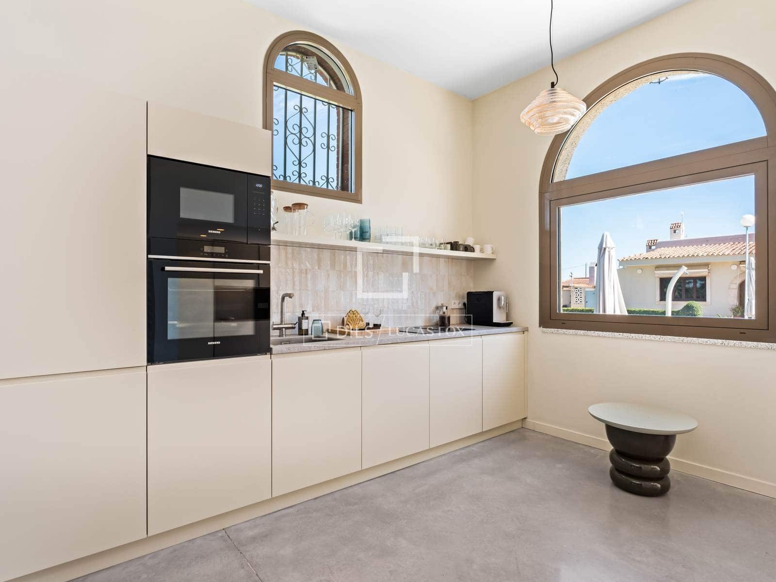 5 quarto Moradia para venda em Valverde com piscina garagem - 1 325 000 € (Ref: 10099562)