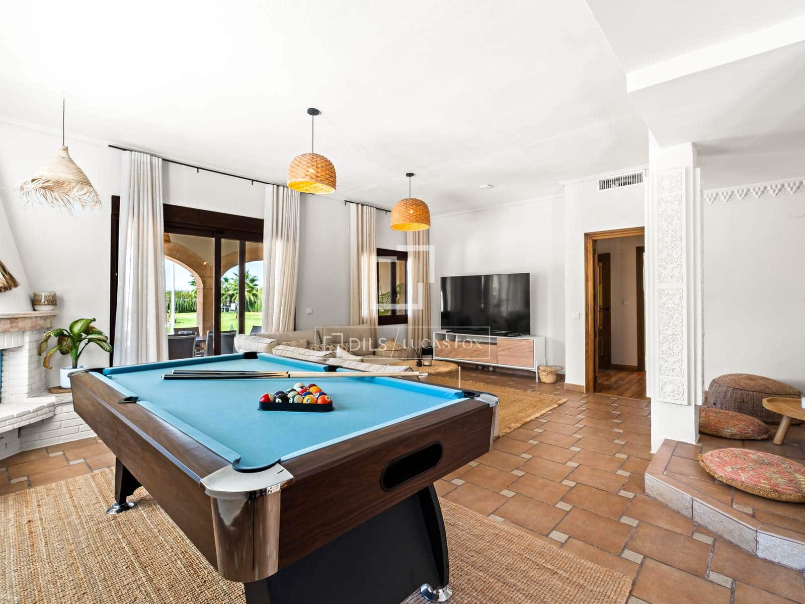 5 quarto Moradia para venda em Valverde com piscina garagem - 1 325 000 € (Ref: 10099562)